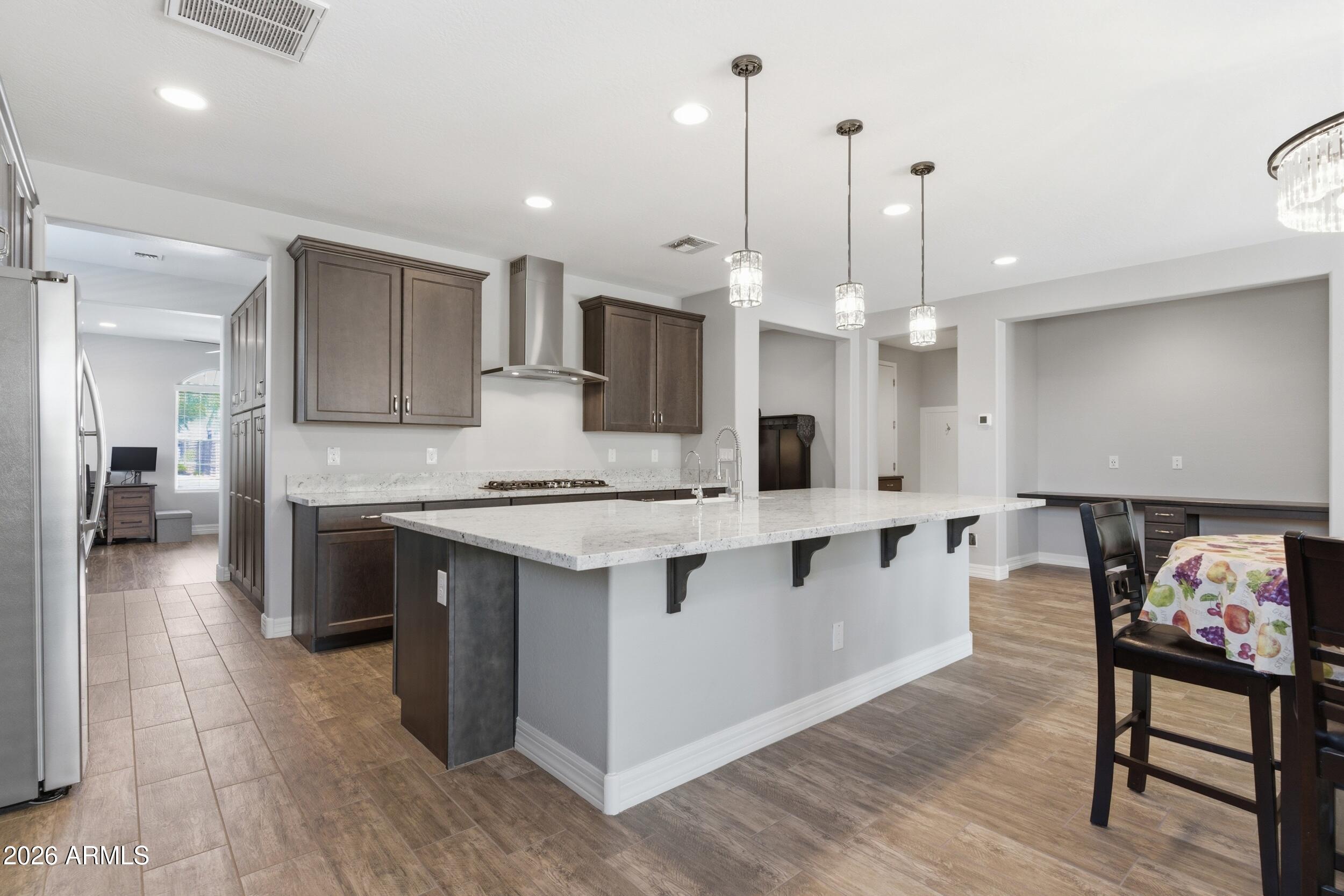 9715 W CASHMAN Drive