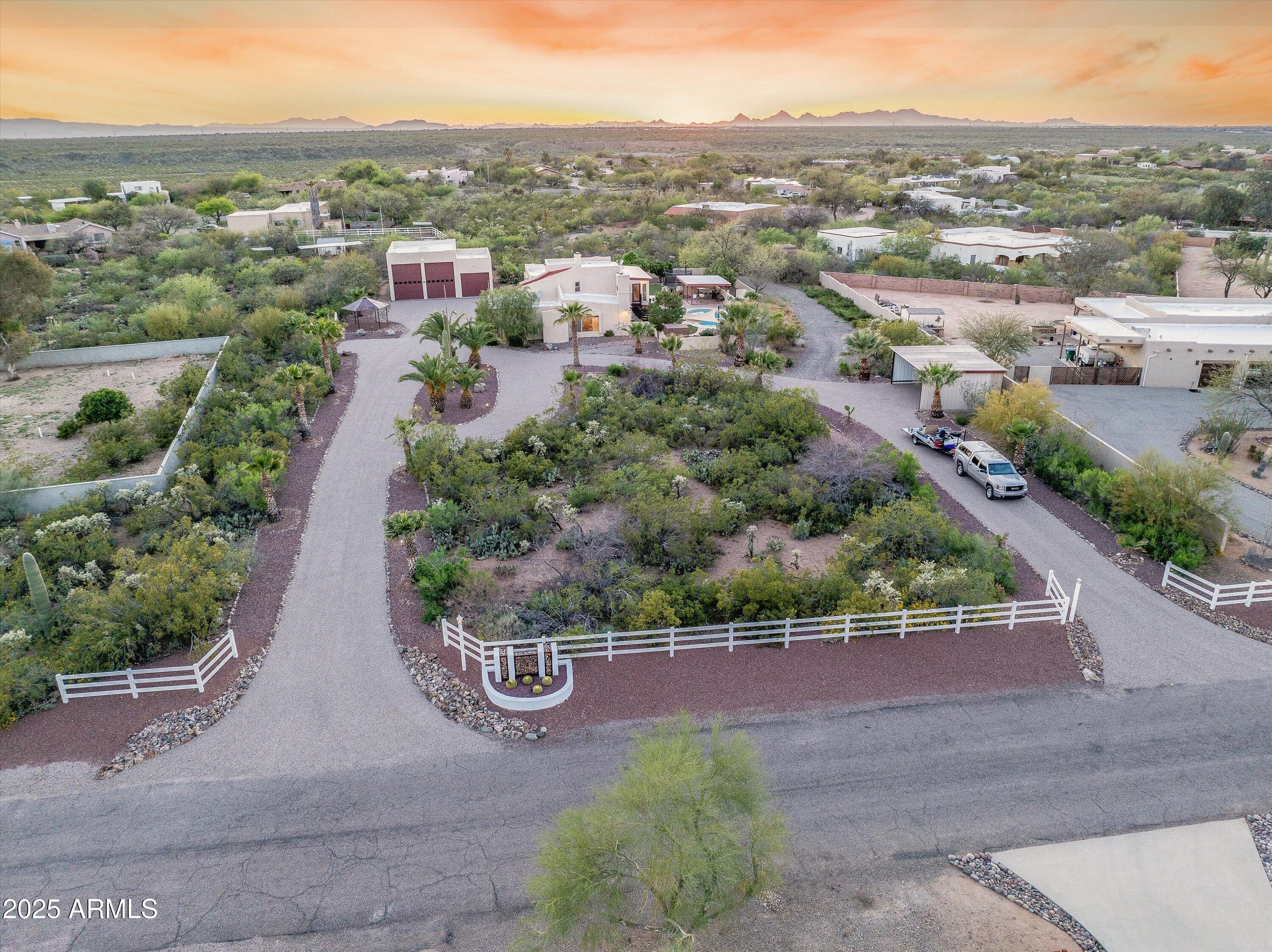 7850 S AVENIDA DE PINA --