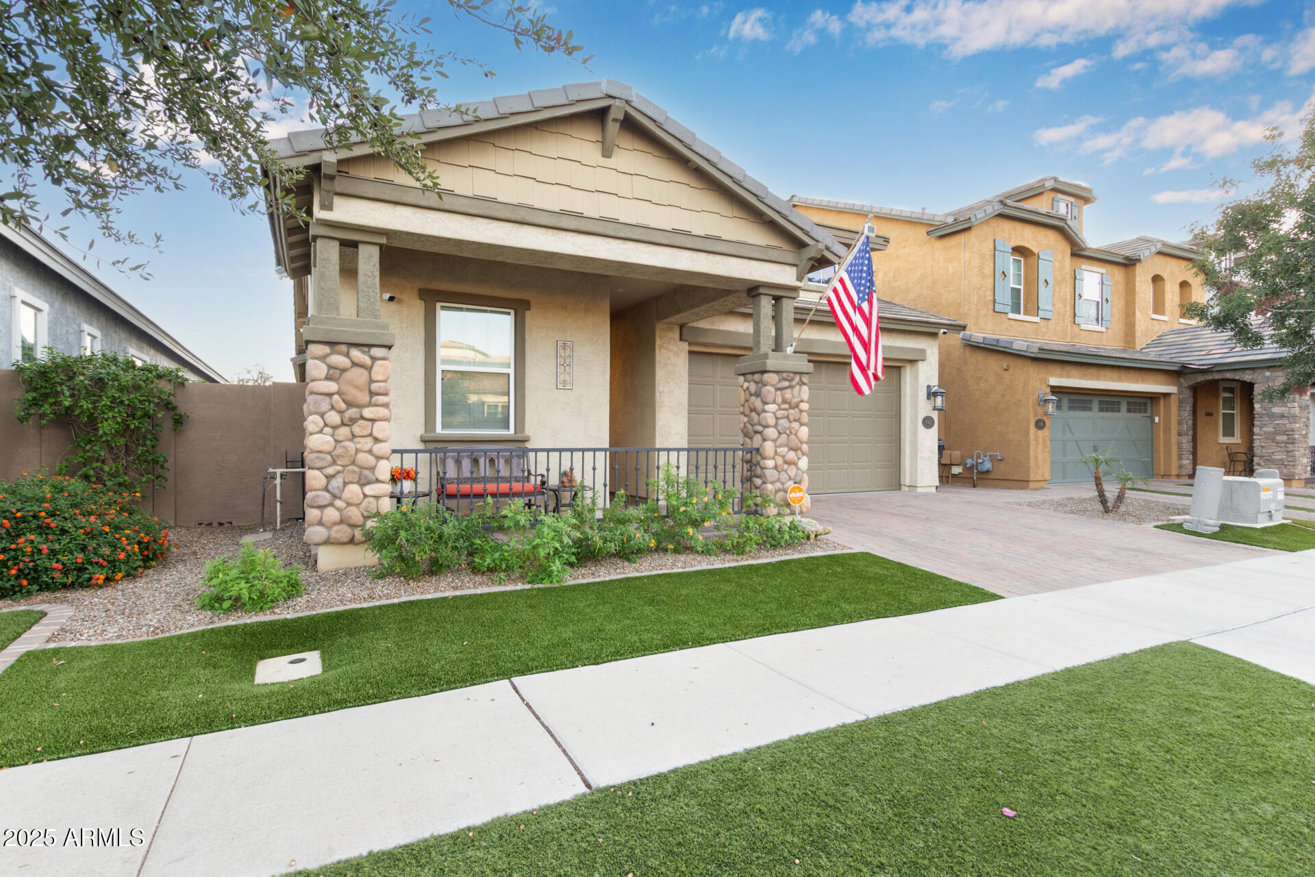 10613 E NEVILLE Avenue