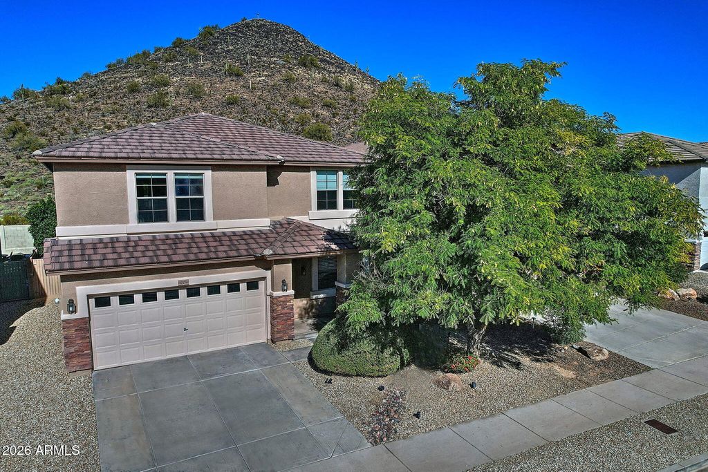 Photo of 1708 E Cielo Grande Avenue, Phoenix, AZ 85024 (MLS # 6974961)