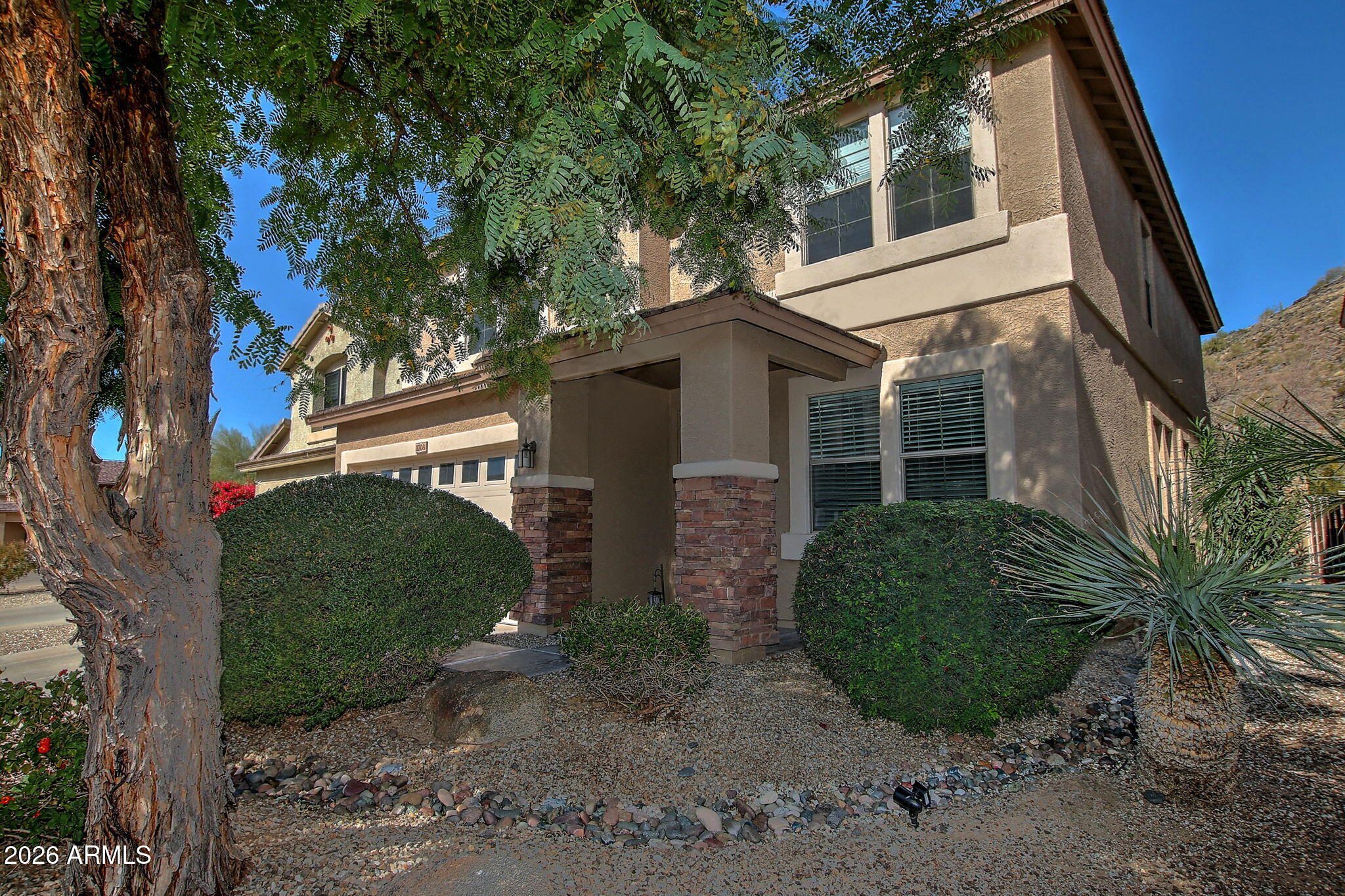 1708 E CIELO GRANDE Avenue