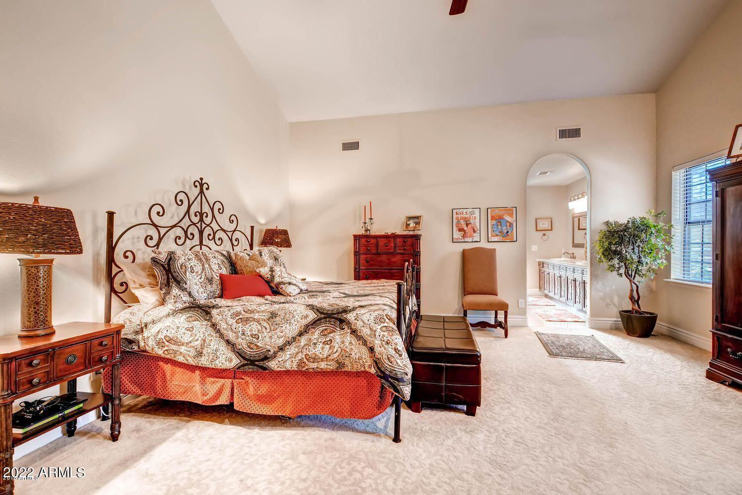 3437 E Equestrian Trail