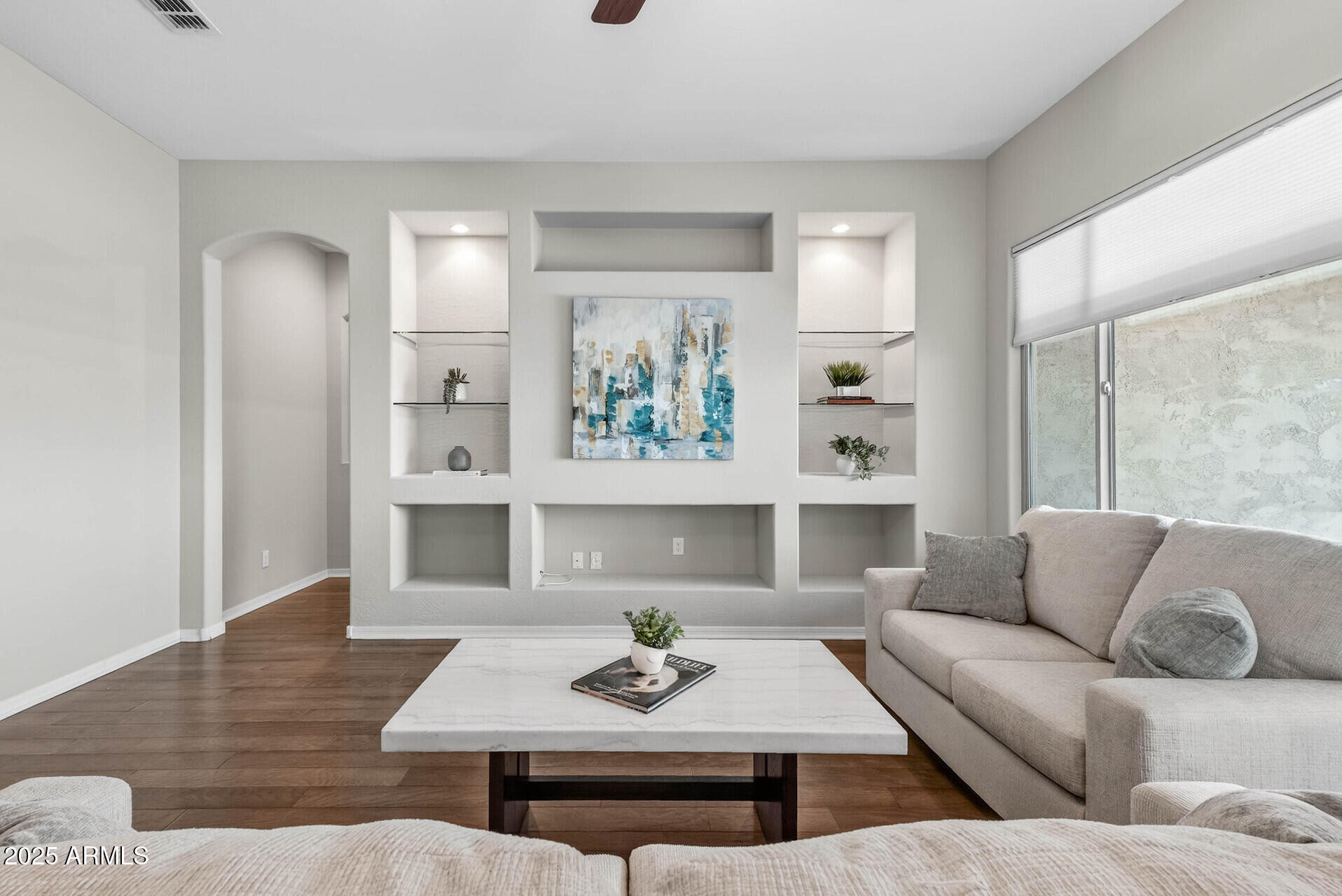 26568 W CAT BALUE Drive