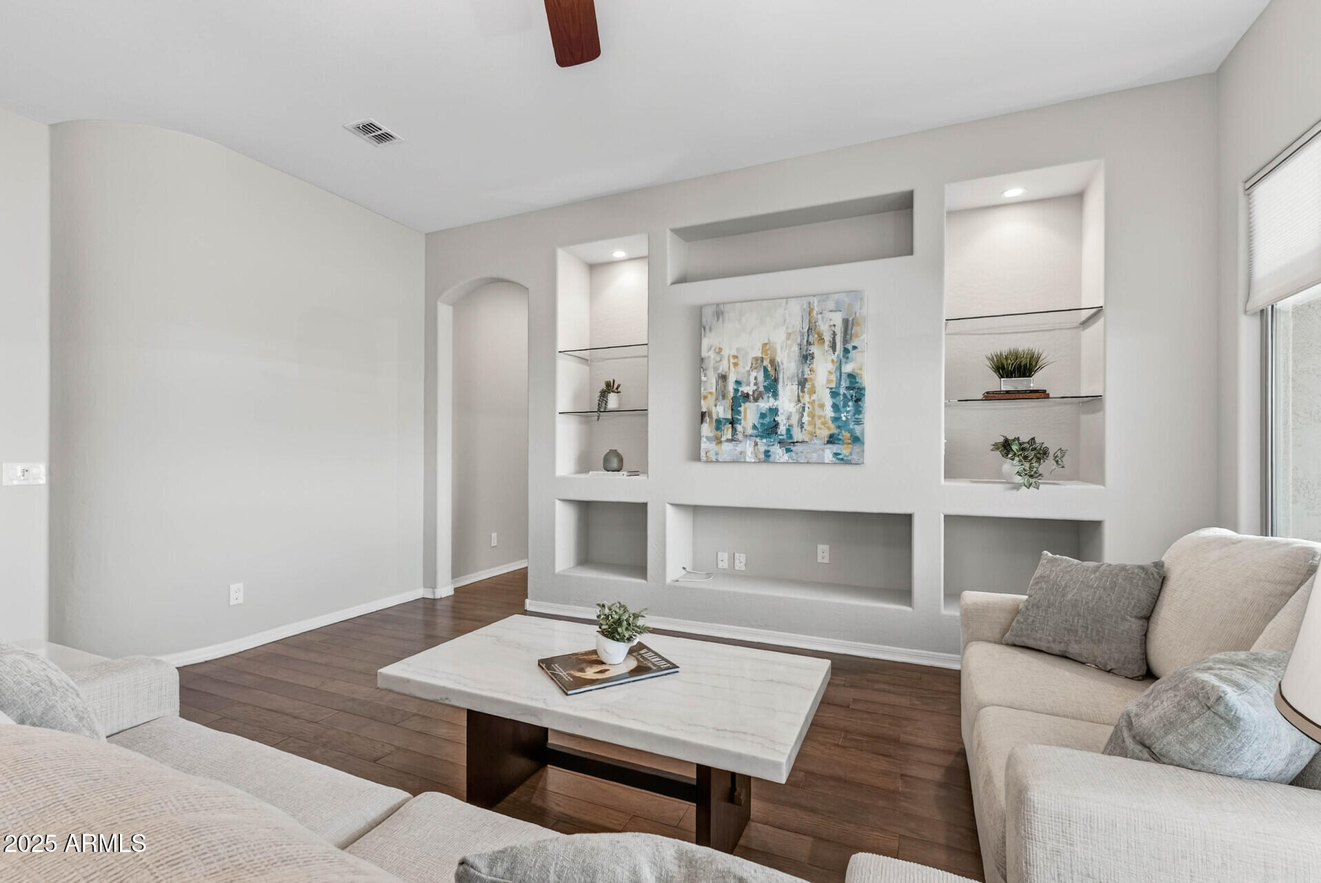 26568 W CAT BALUE Drive