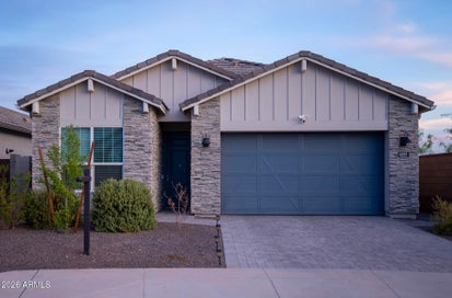 10227 W SALTER Drive Peoria AZ 85382
