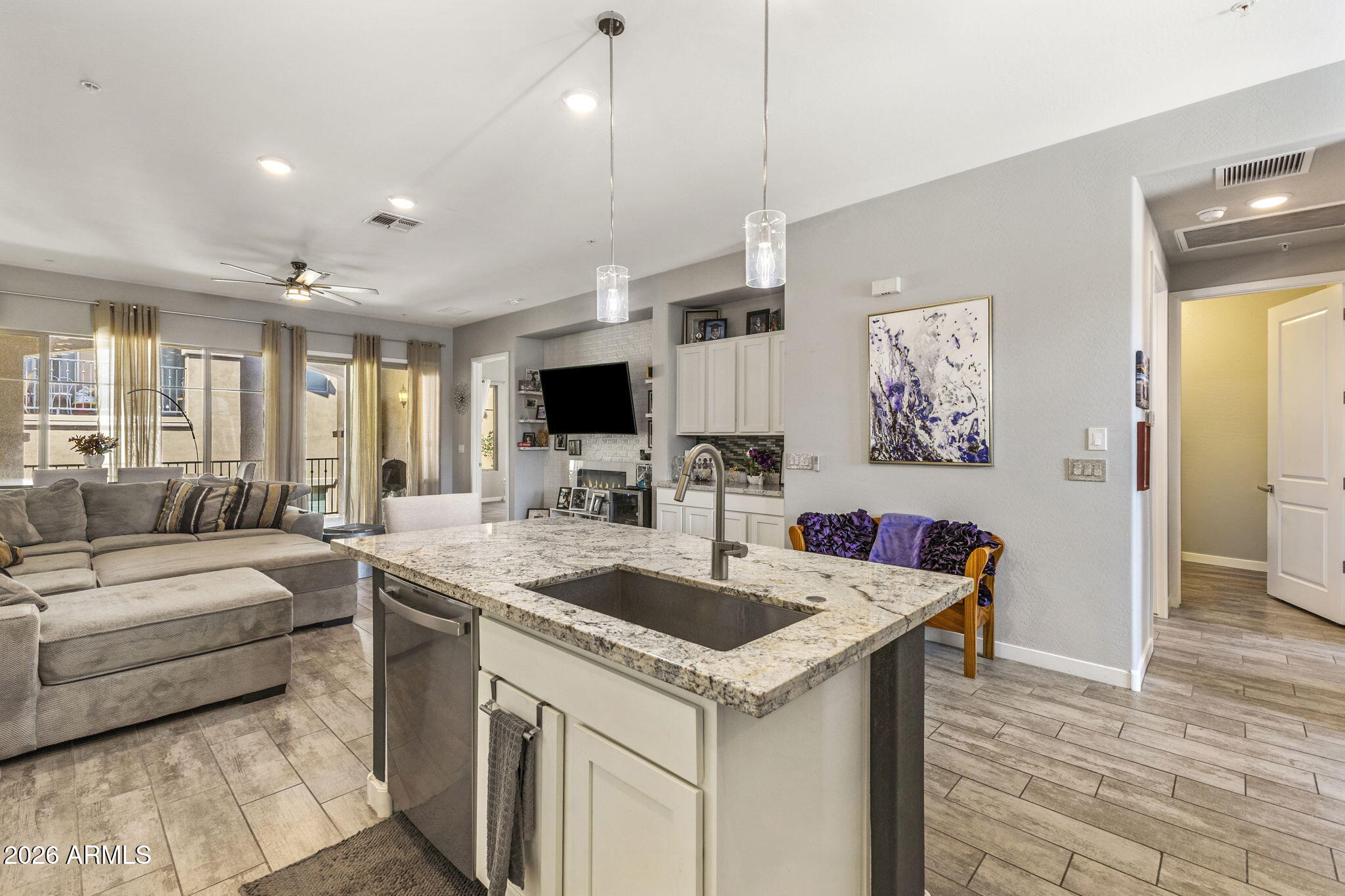 15550 S 5th Avenue 236