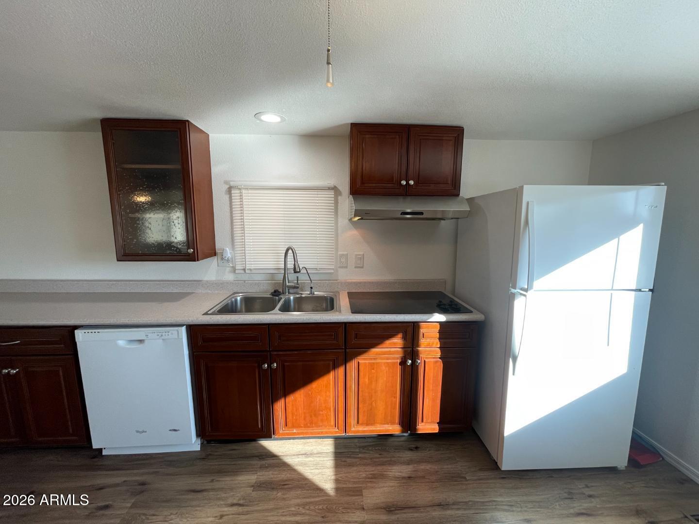 3722 N SOUTH DAKOTA Avenue