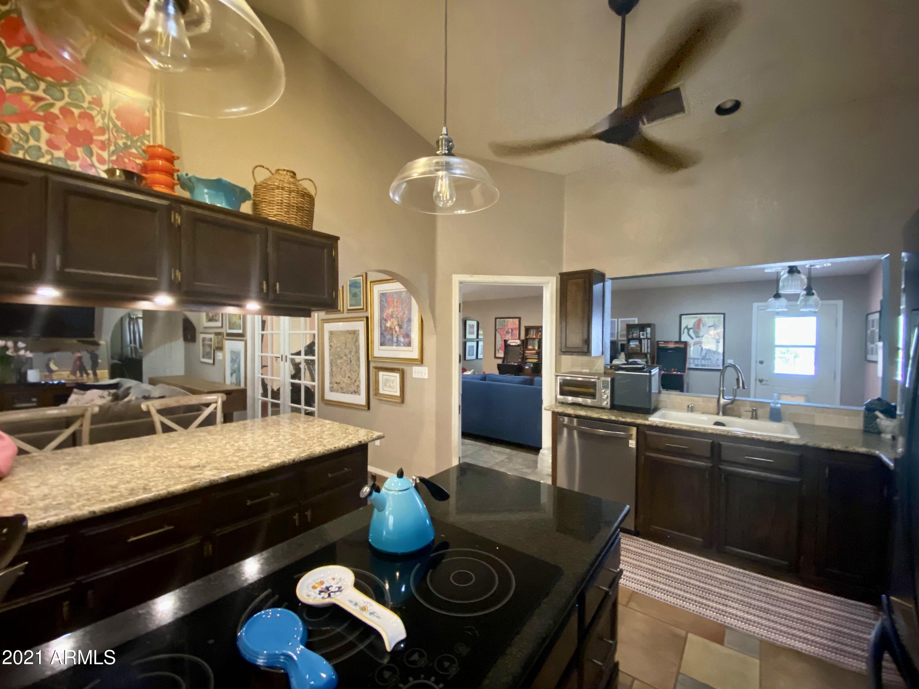 MOUNTAIN SHADOWS PHASE C - Residential