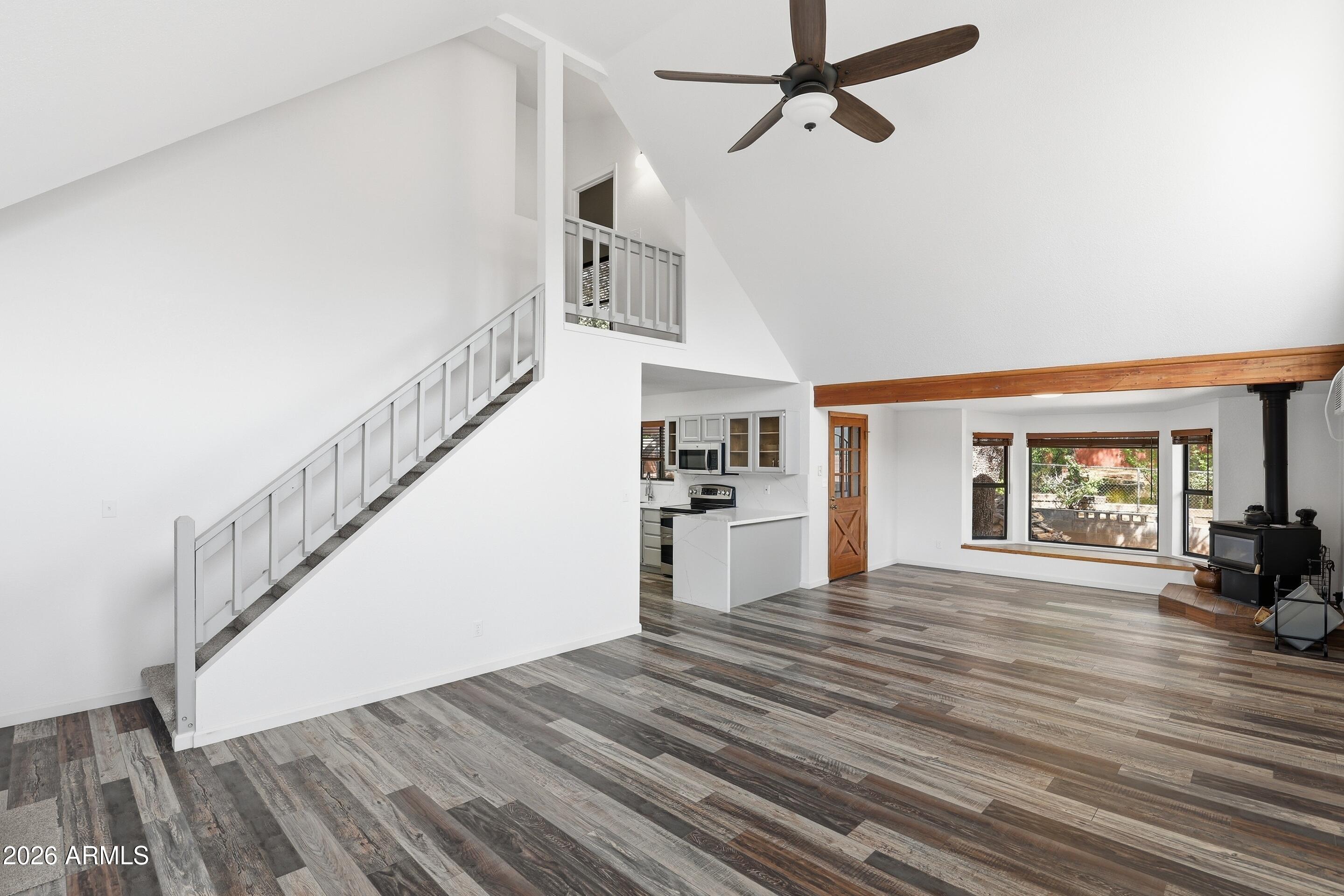 612 W Sherwood Drive