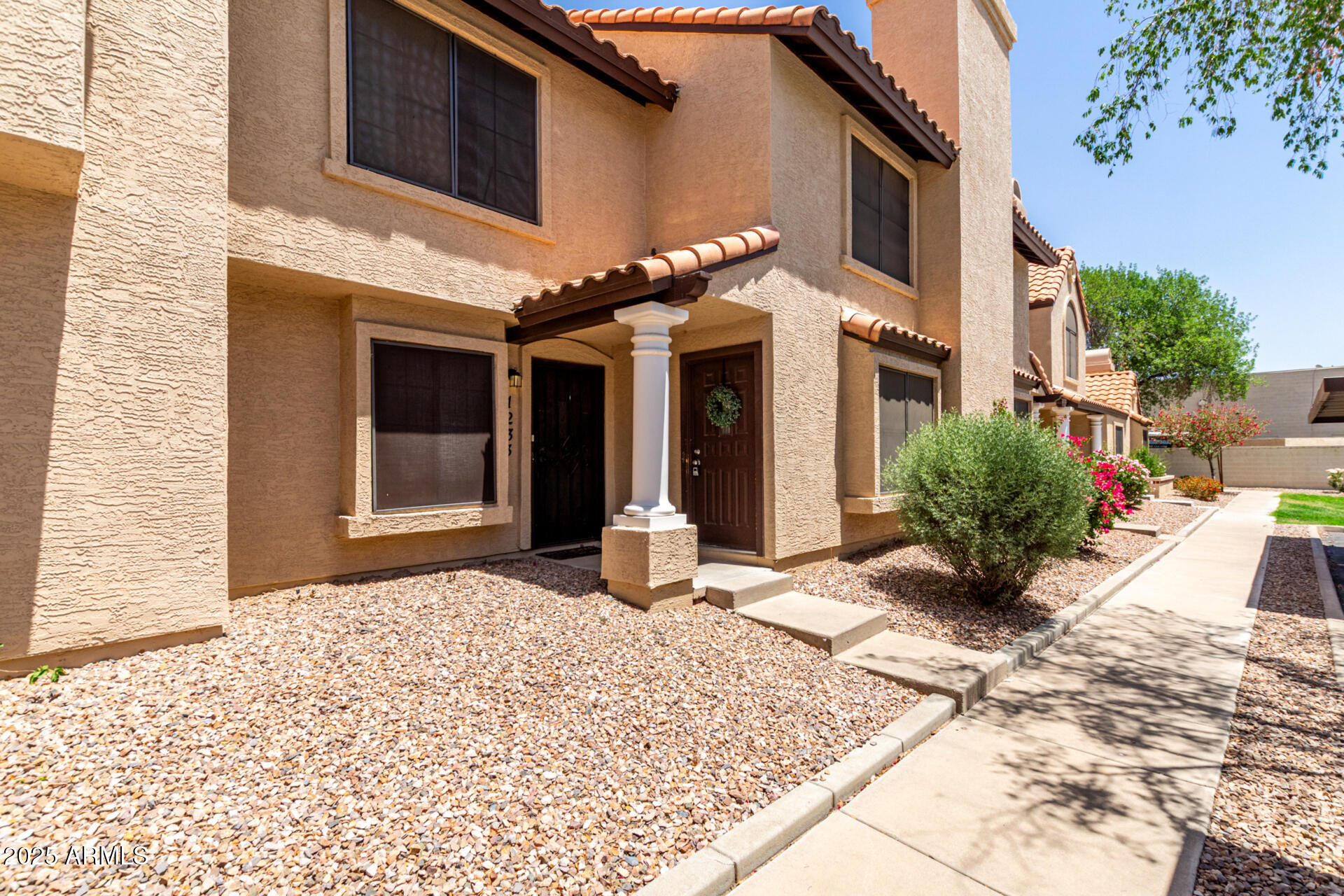 921 W UNIVERSITY Drive 1232