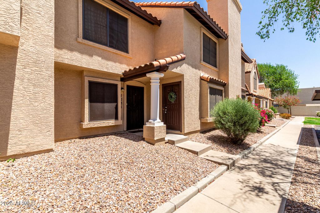 Photo of 921 W University Drive #1232, Mesa, AZ 85201 (MLS # 6931151)