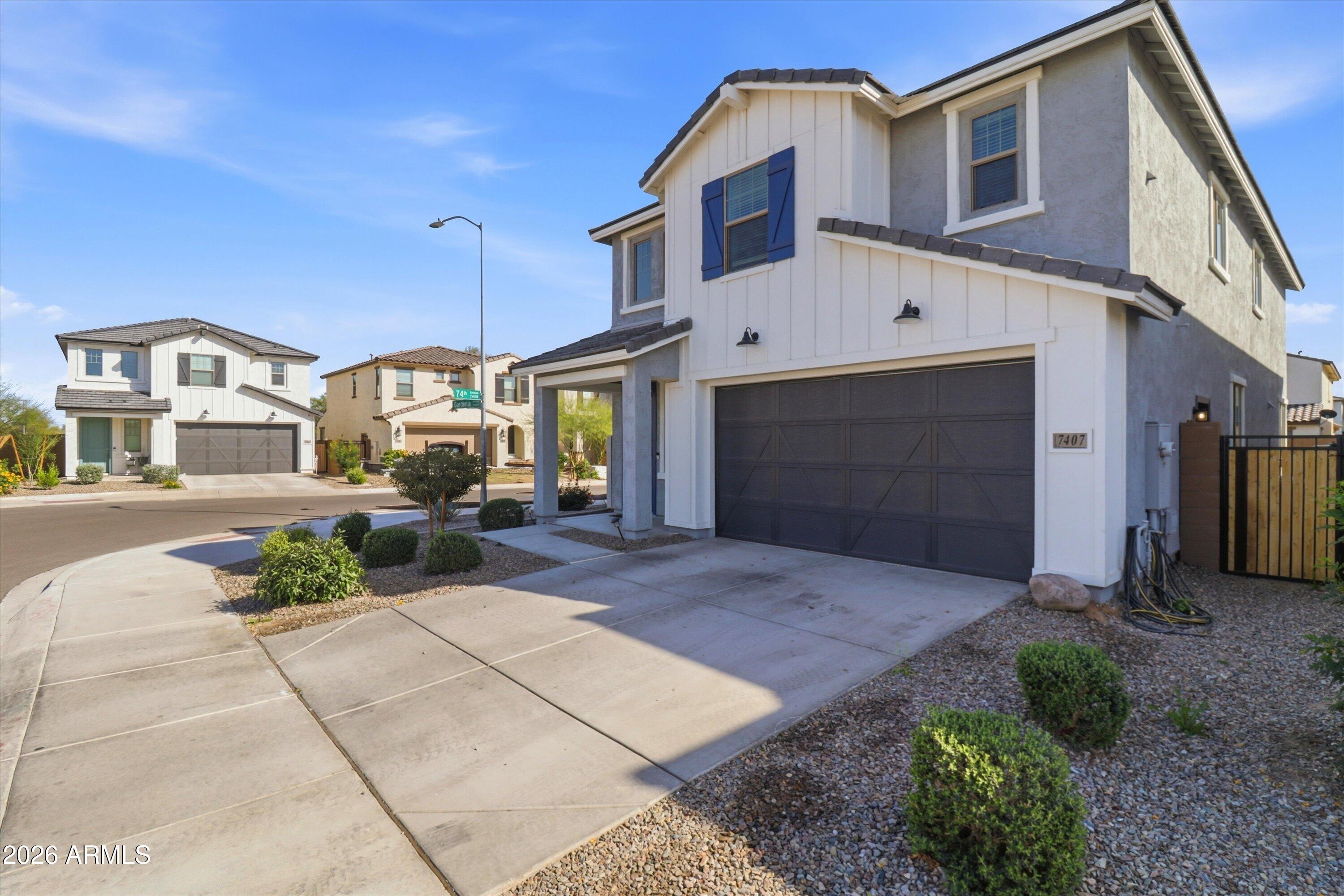 7407 W GARDENIA Avenue