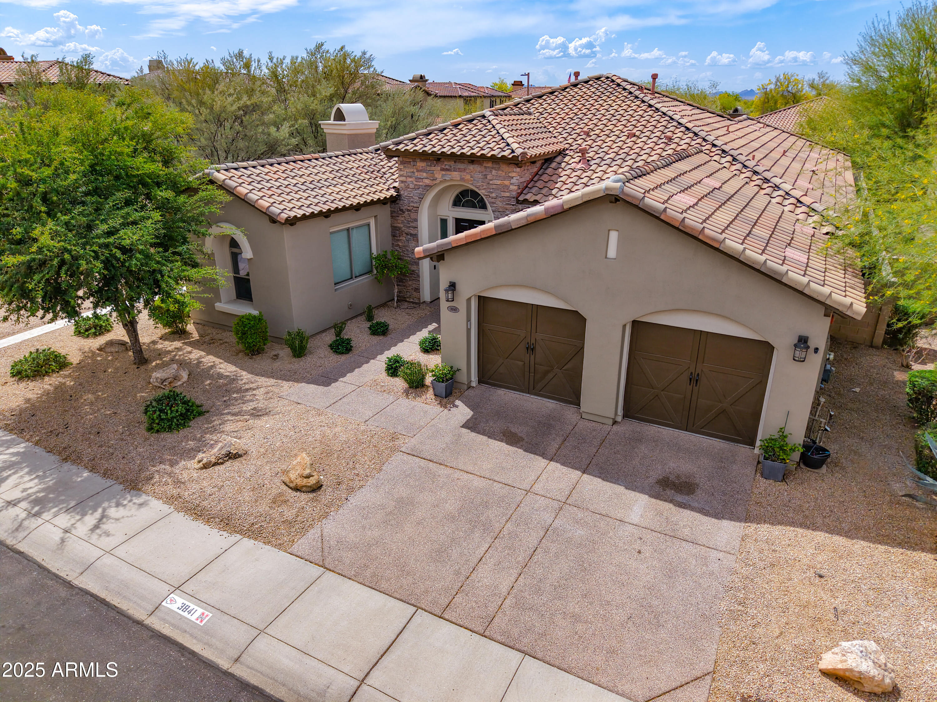 3841 E PATRICK Lane