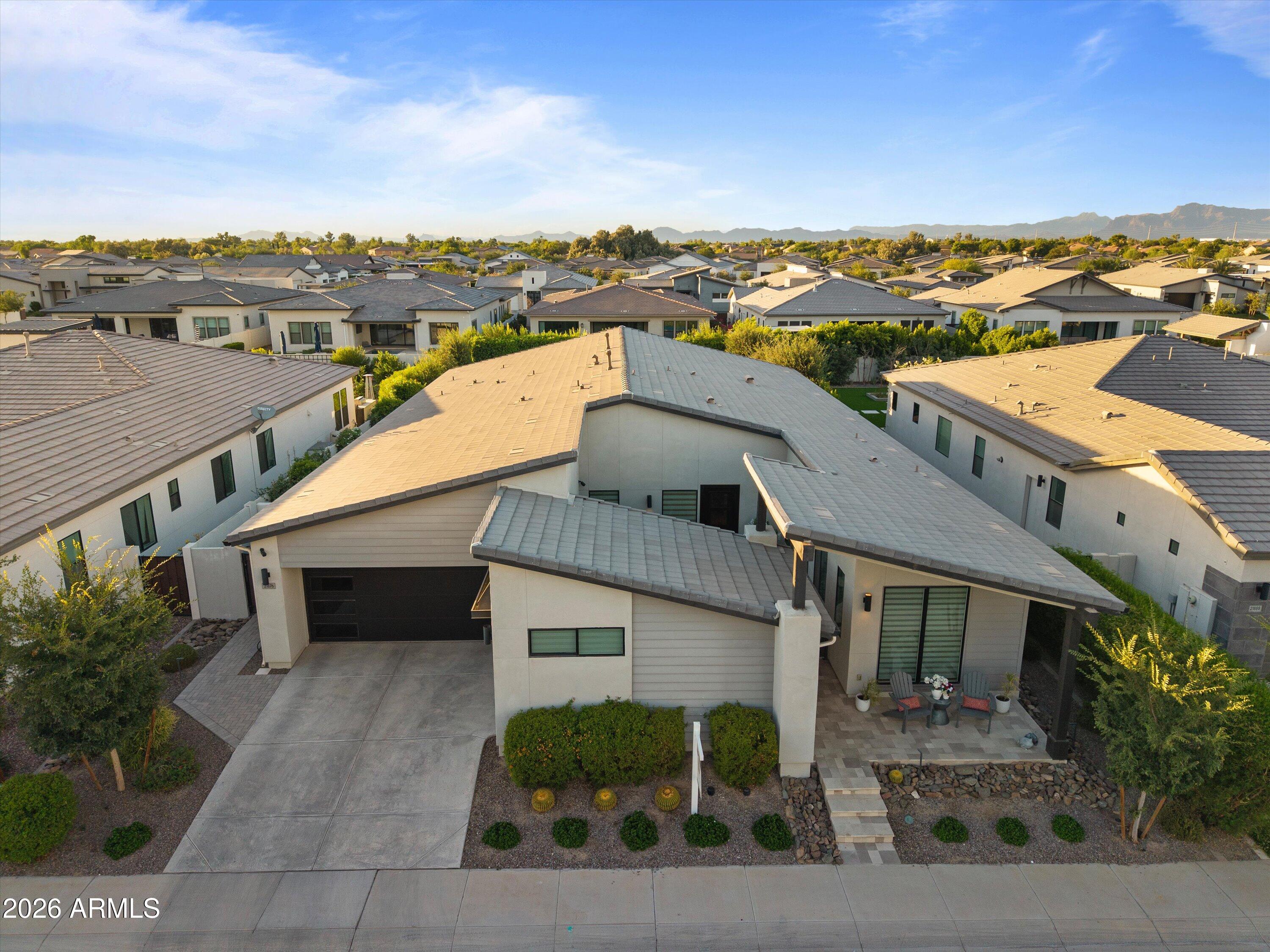 21876 E SUNSET Drive