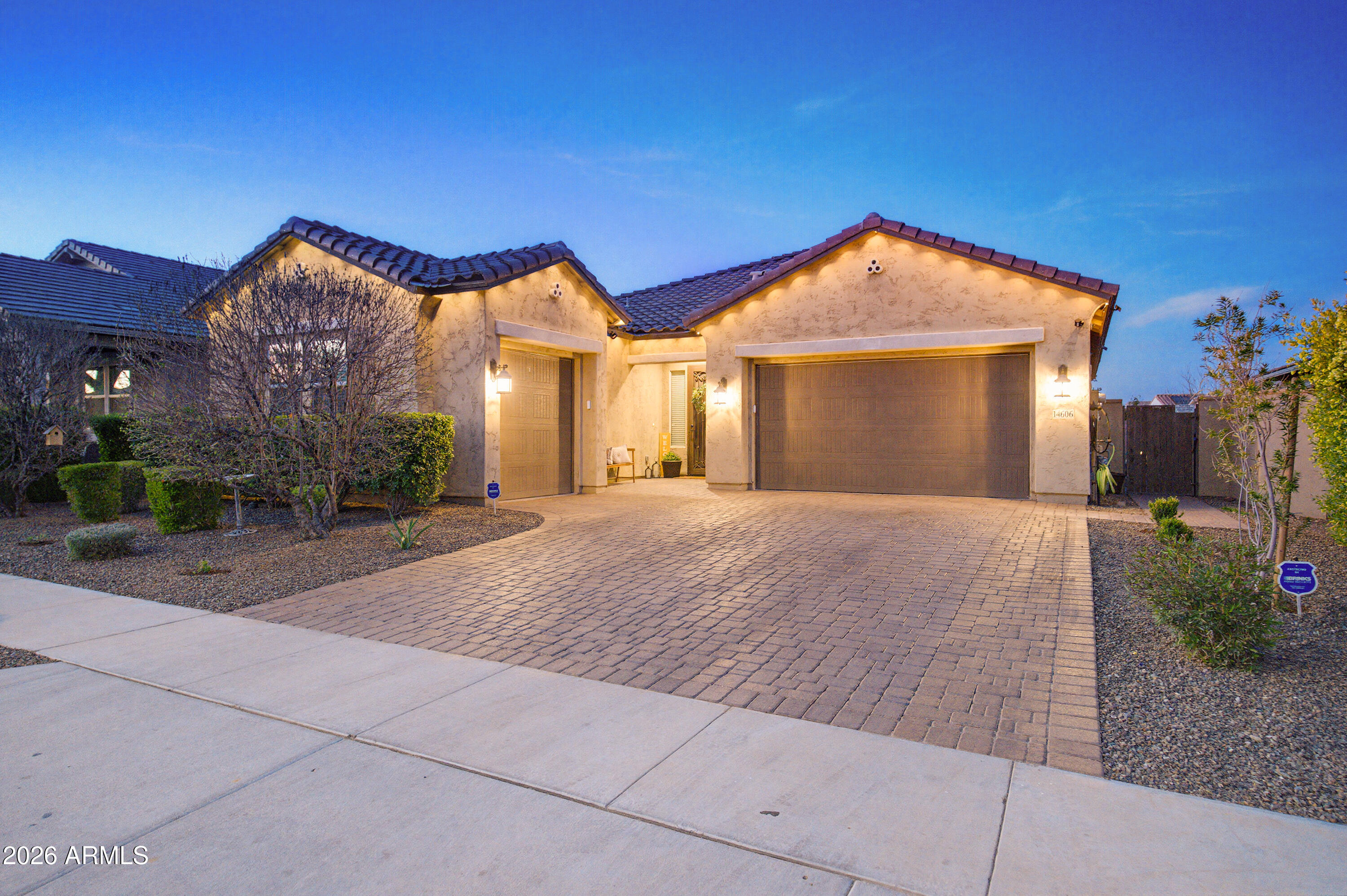 14606 W CORRINE Drive