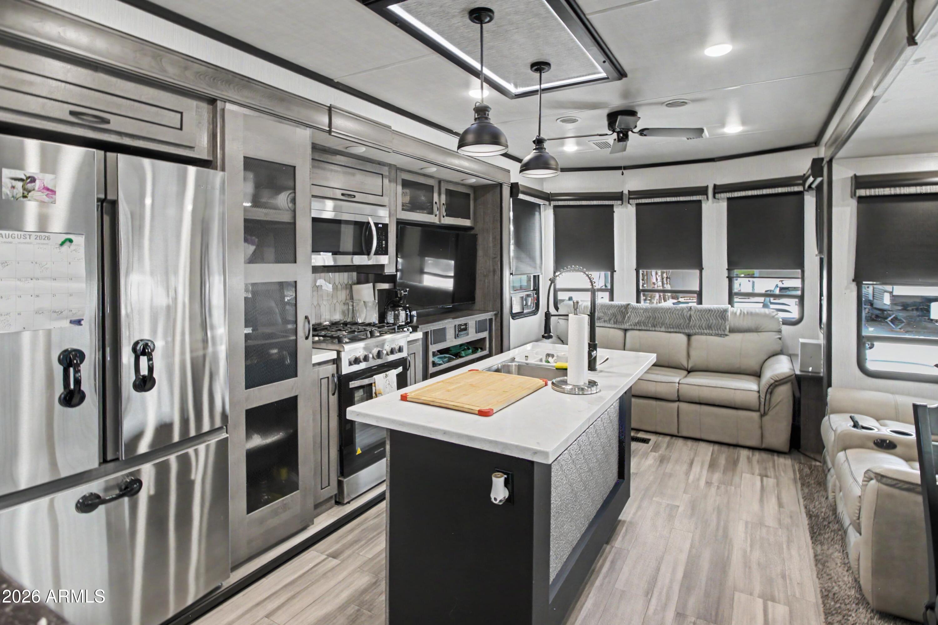1856 Reel Way 469
