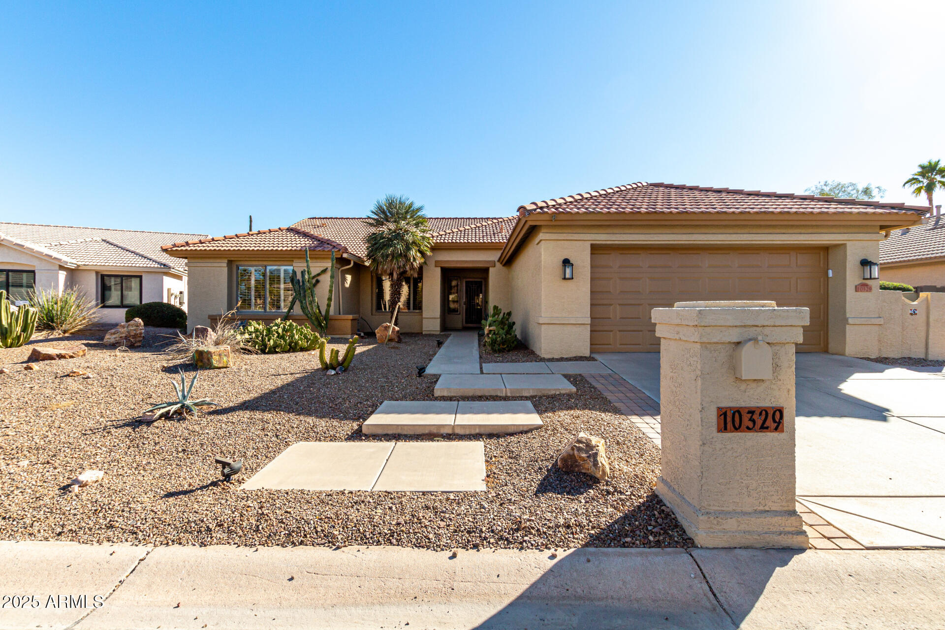 10329 E SUNRIDGE Drive