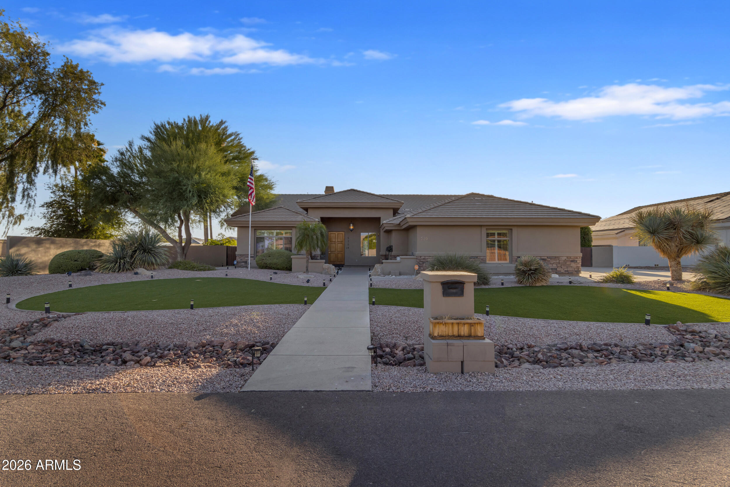 5208 N 180TH Lane