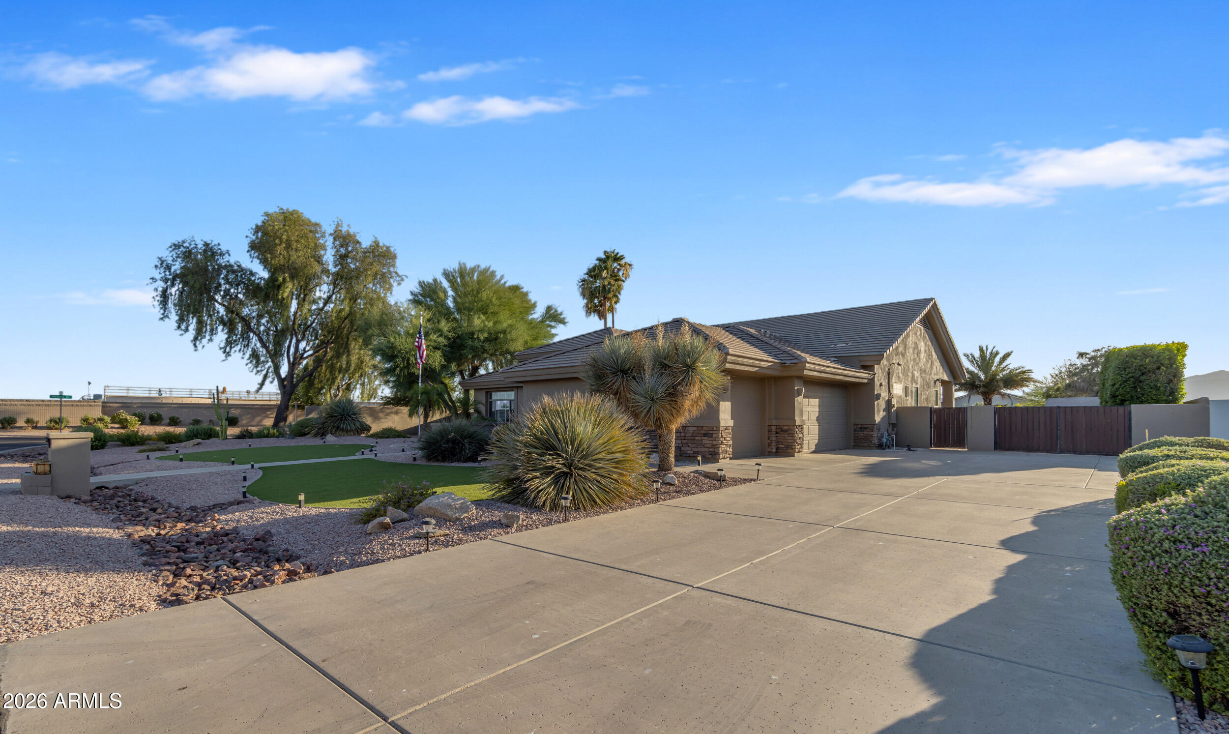 5208 N 180TH Lane