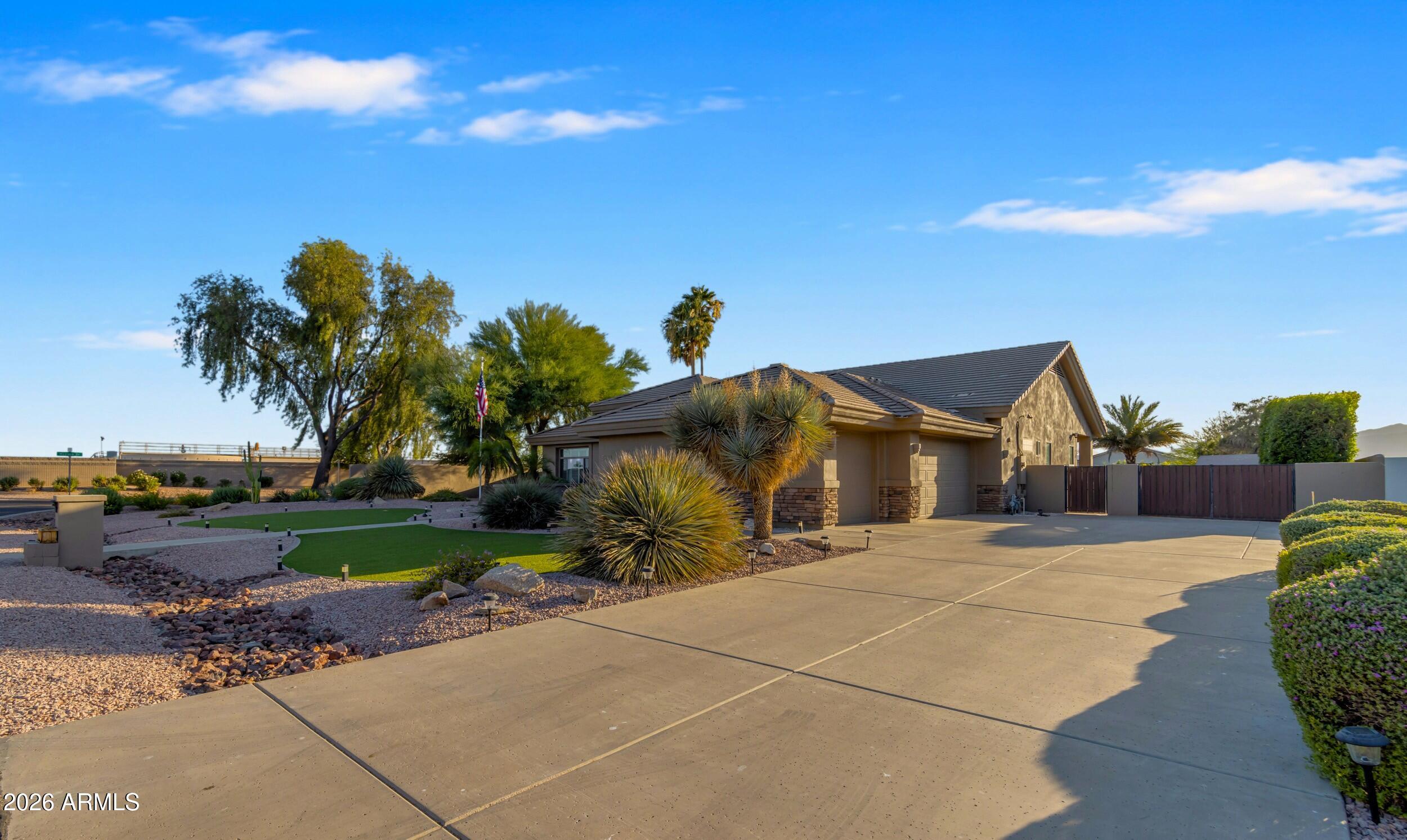 5208 N 180TH Lane