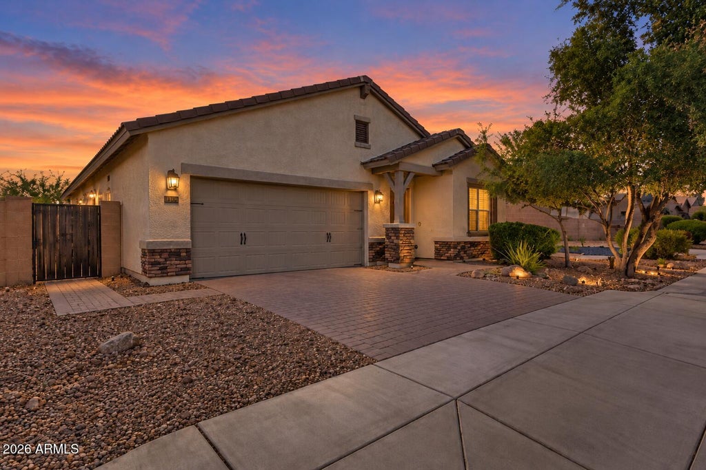 Photo of 2917 W Laredo Lane, Phoenix, AZ 85085 (MLS # 7094873)