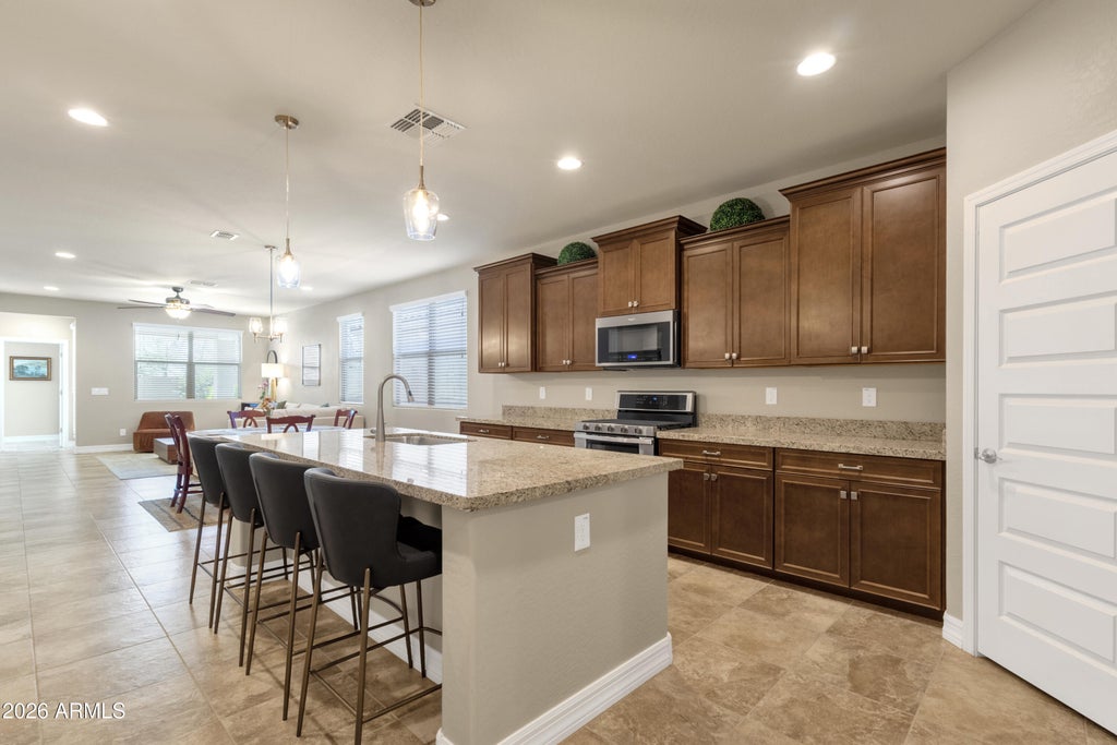 Photo of 2917 W Laredo Lane, Phoenix, AZ 85085 (MLS # 7094873)