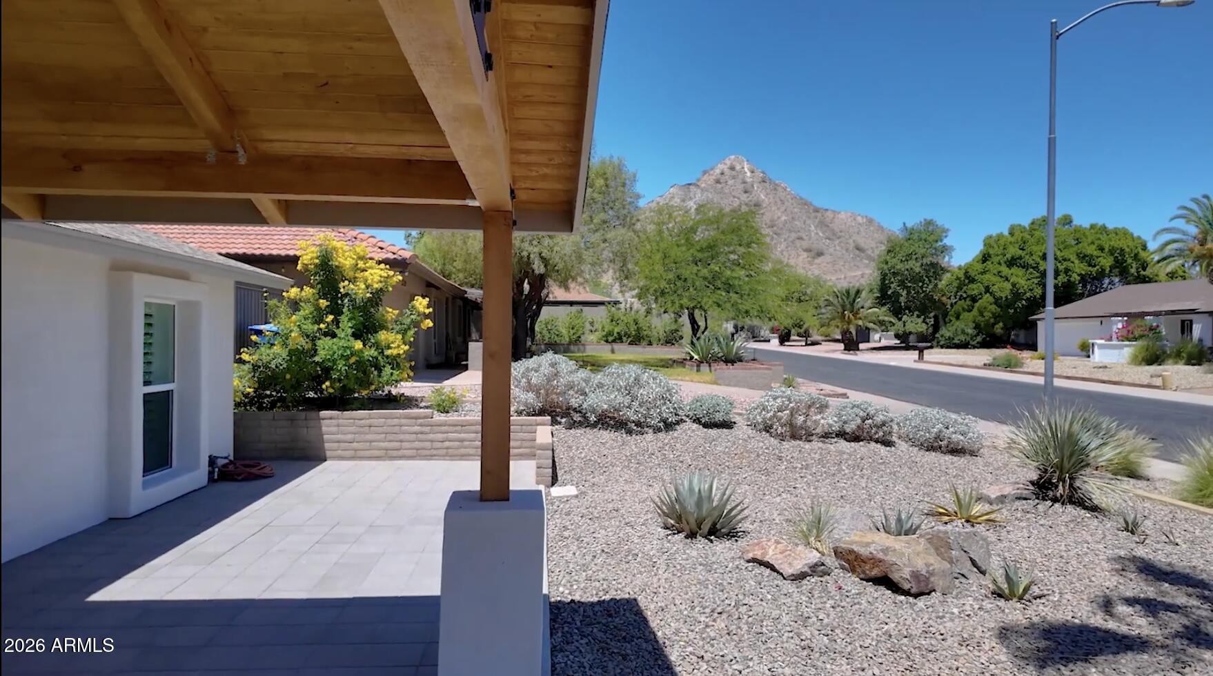 2335 E SHANGRI LA Road