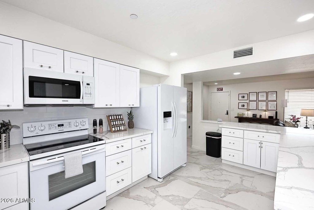 Photo of 10013 W Desert Forest Circle, Sun City, AZ 85351 (MLS # 7060137)