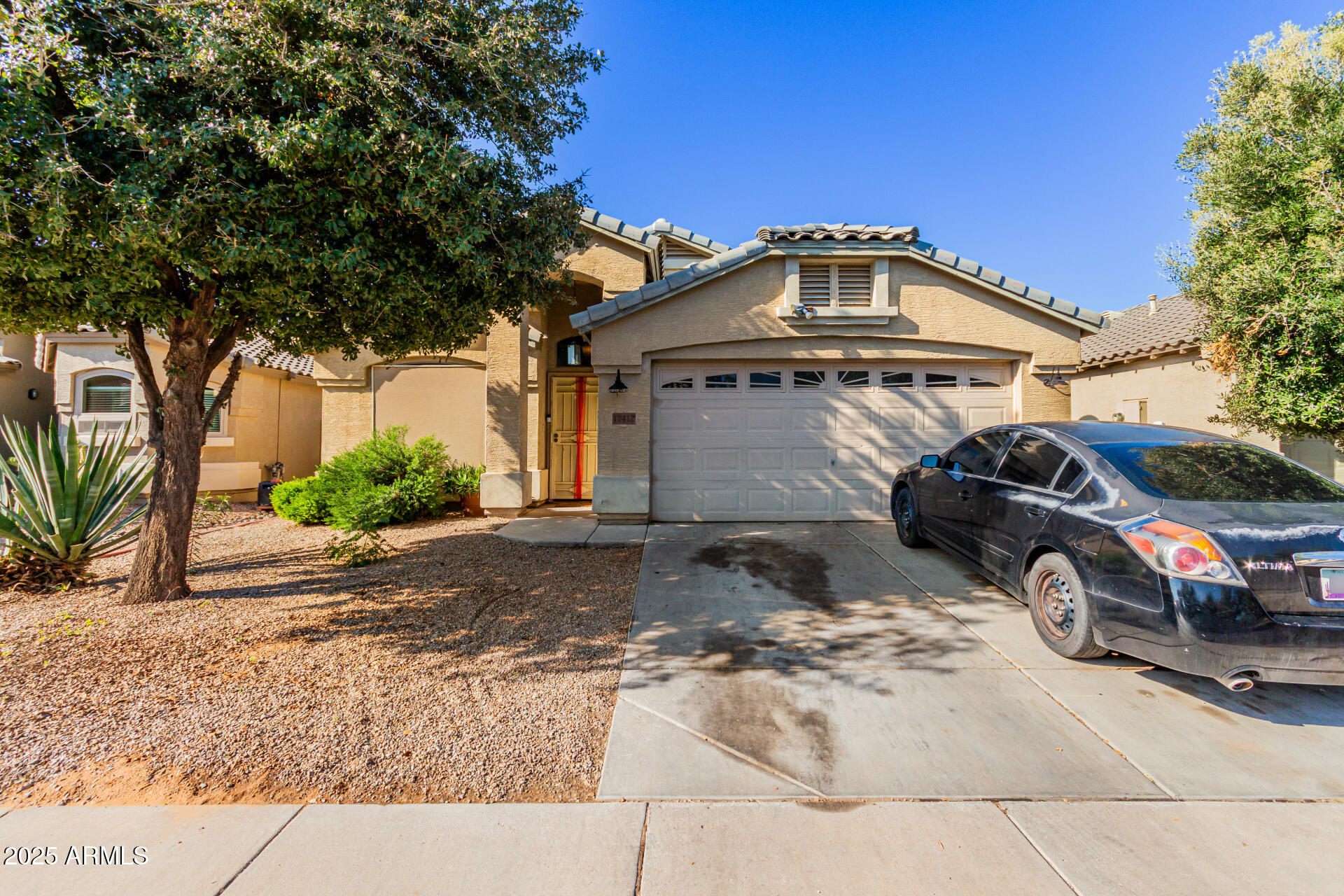 17412 N GATUN Avenue