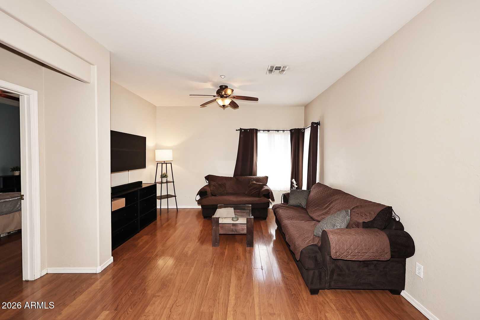 805 S Sycamore -- 129