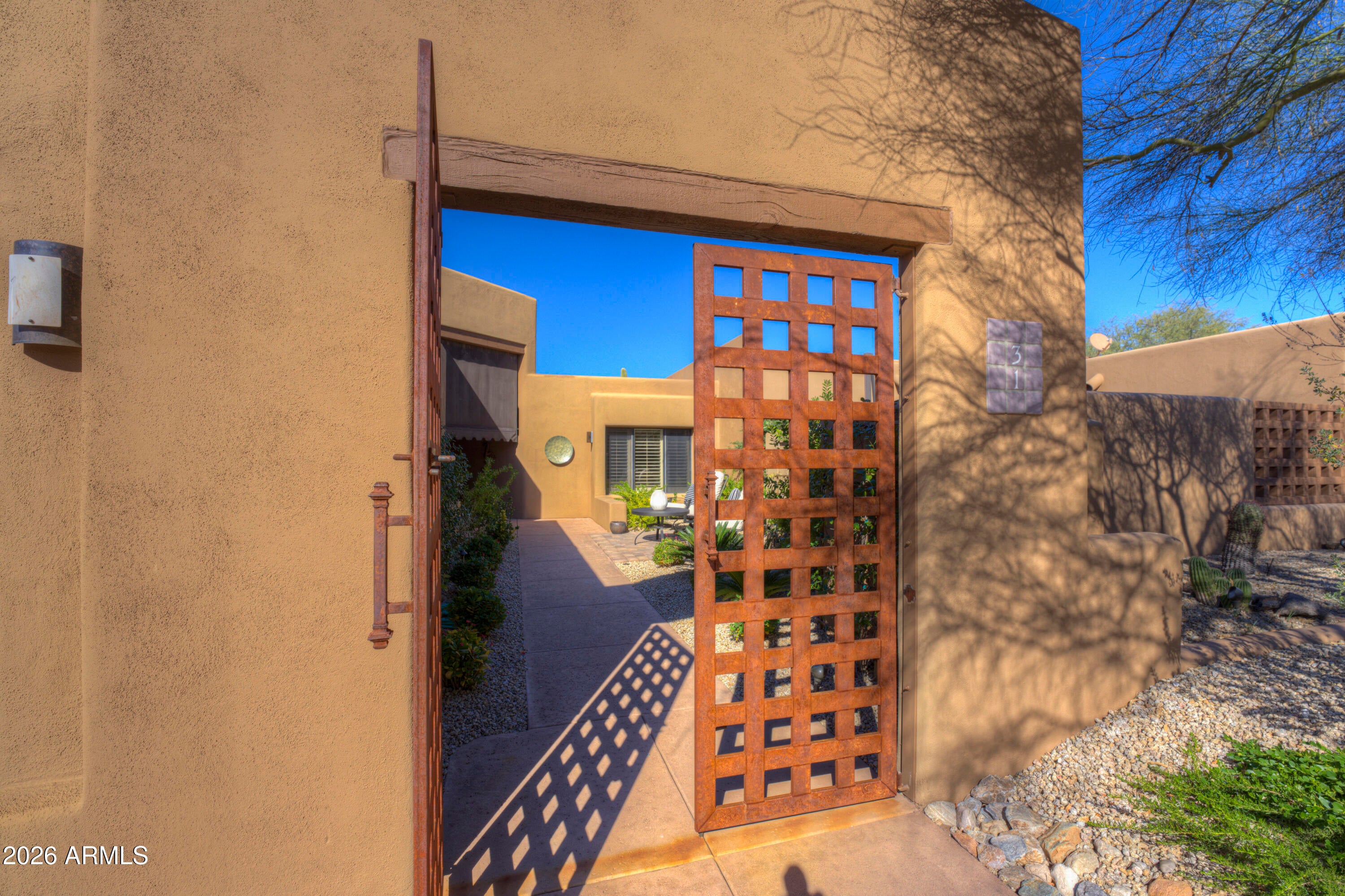 8502 E Cave Creek Road 31