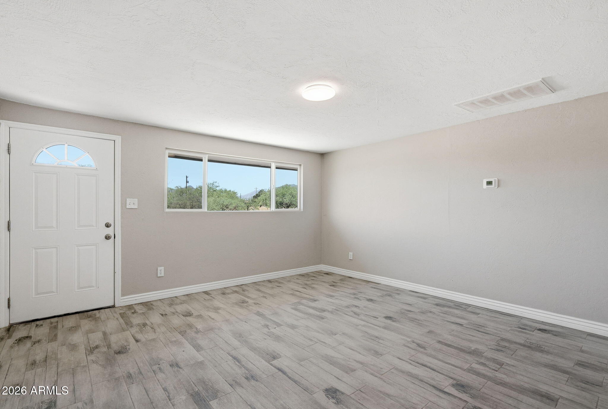 2520 N CALLE QUARTO --