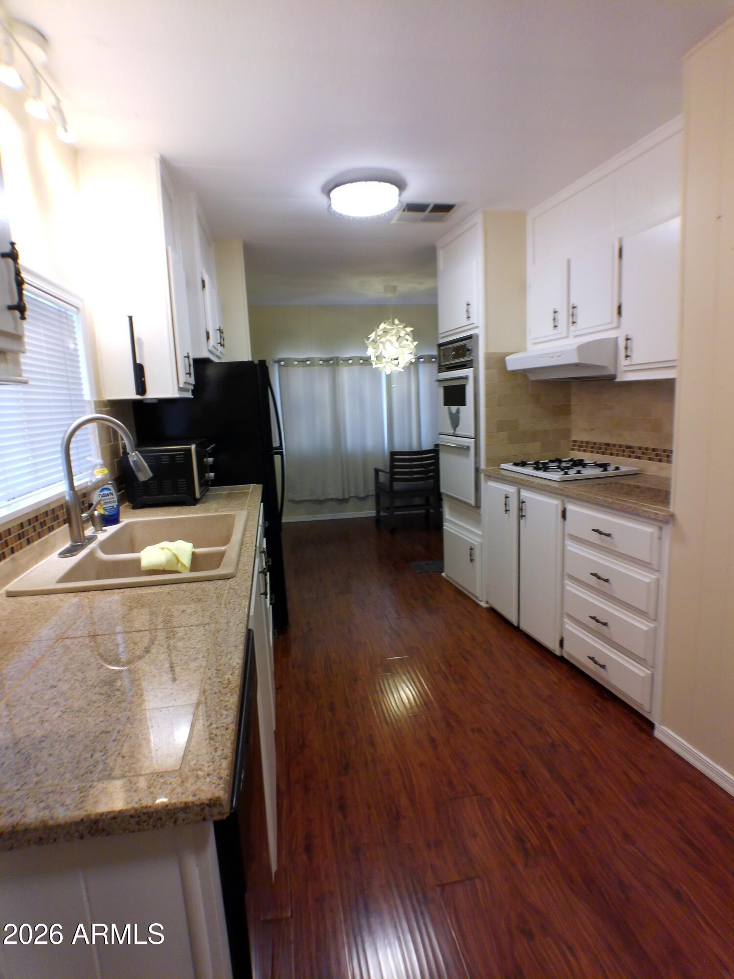 QUEEN VALLEY ESTATES UNIT SEVEN - Residential
