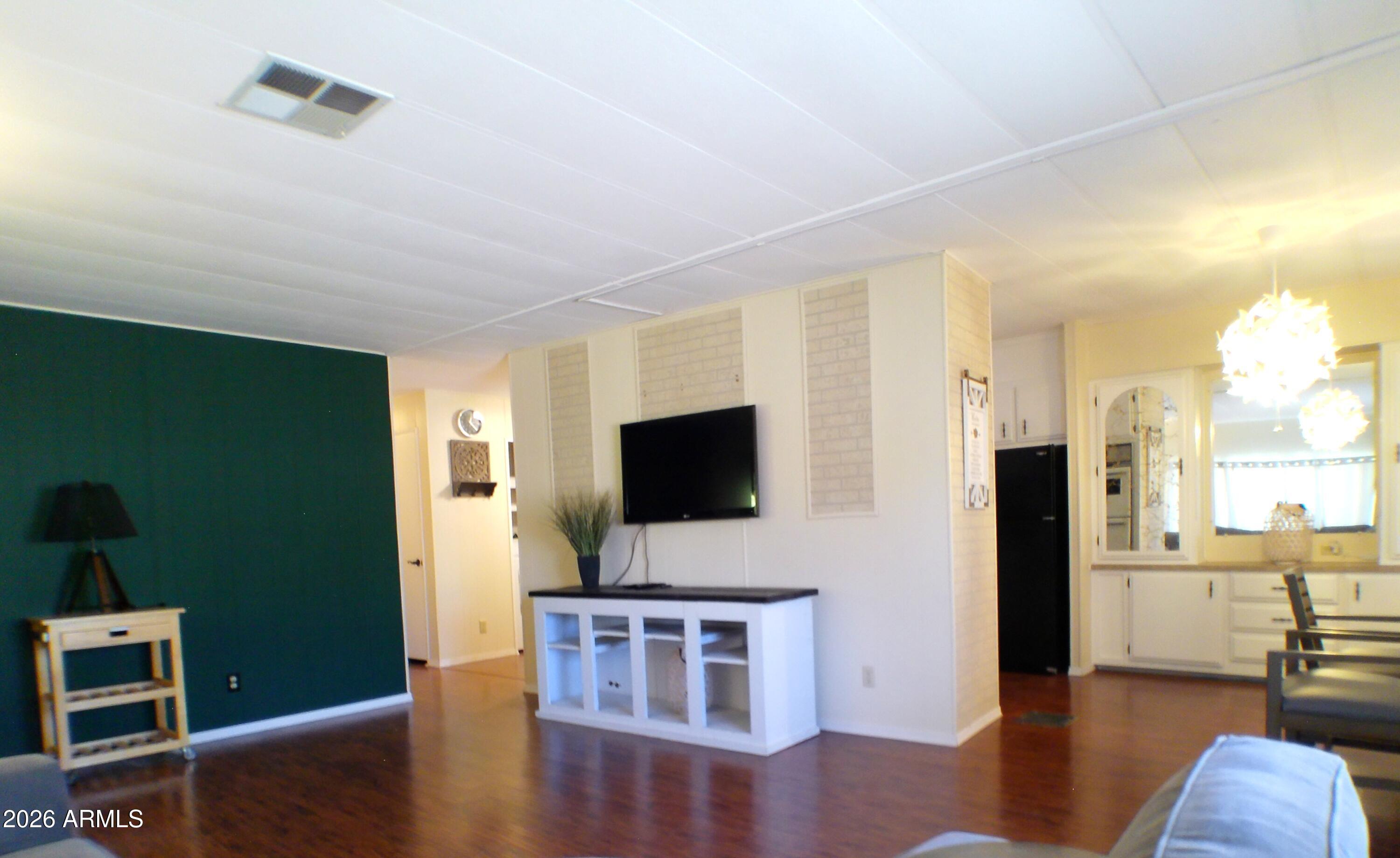 QUEEN VALLEY ESTATES UNIT SEVEN - Residential