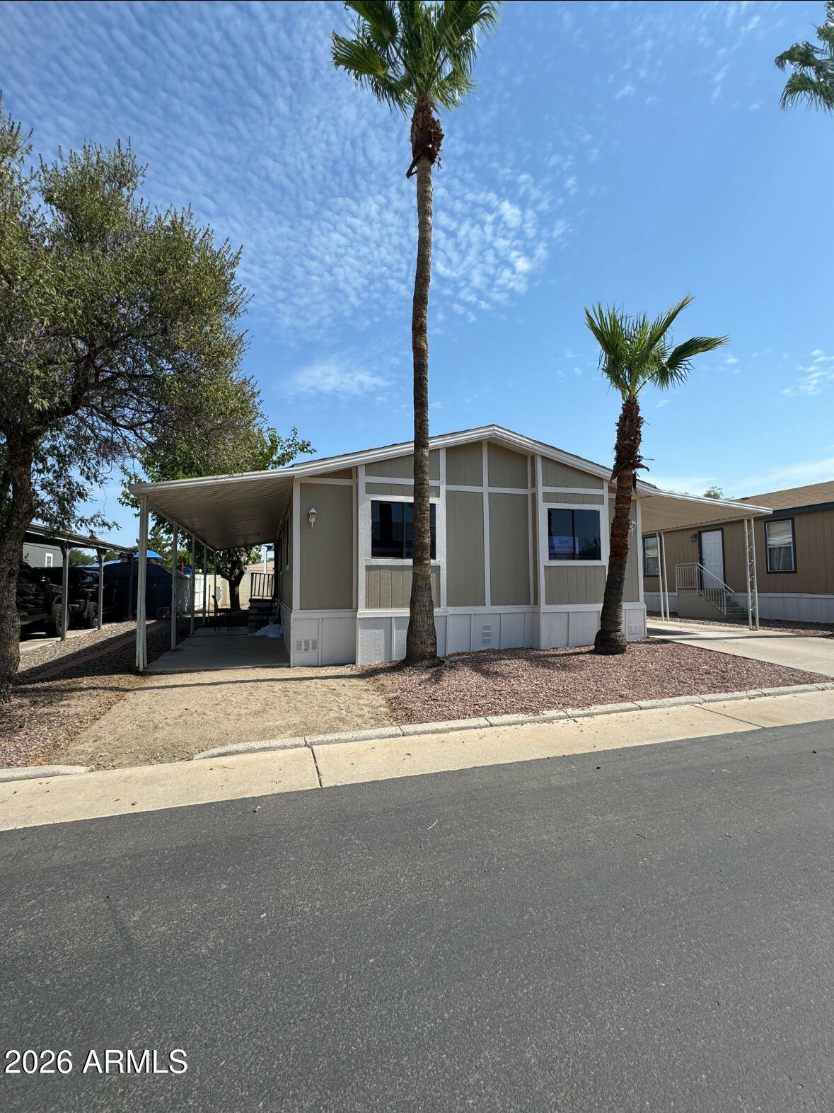 9431 E CORALBELL Avenue 3