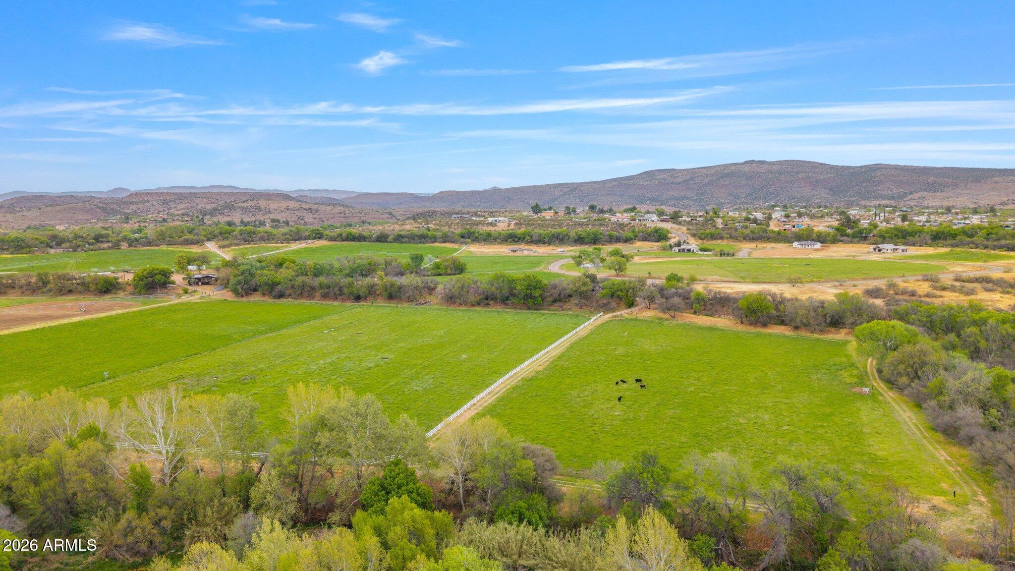 RIO BONITO RANCH - Land