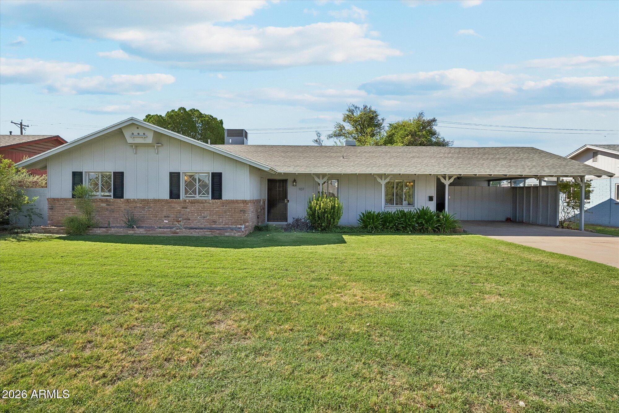 107 E PALMCROFT Drive