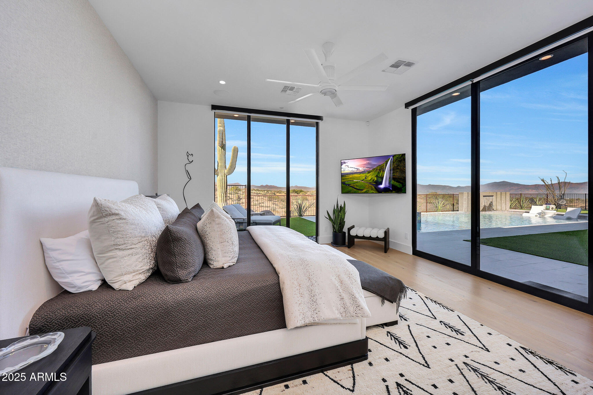 12864 E Harper Drive