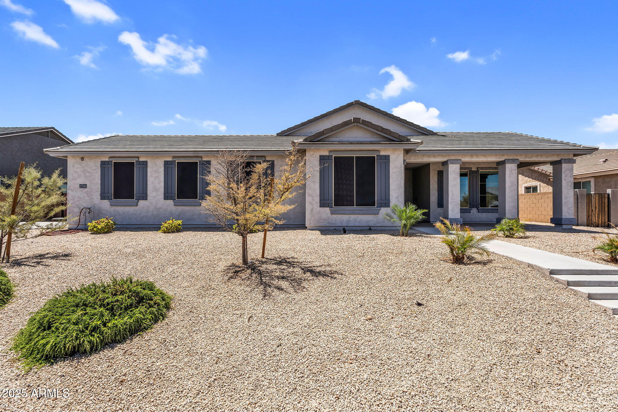 27550 N SILVERLEAF Road