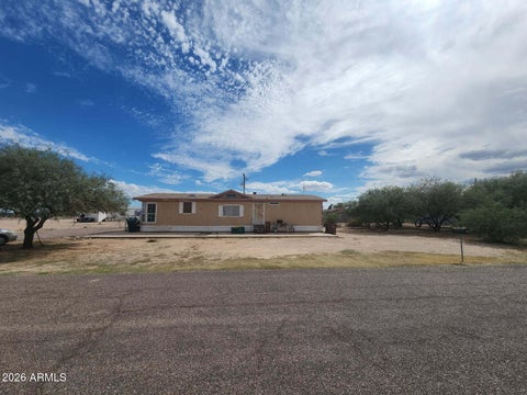 Photo of 3035 W Encanto Drive, Eloy, AZ 85131 (MLS # 7083196)