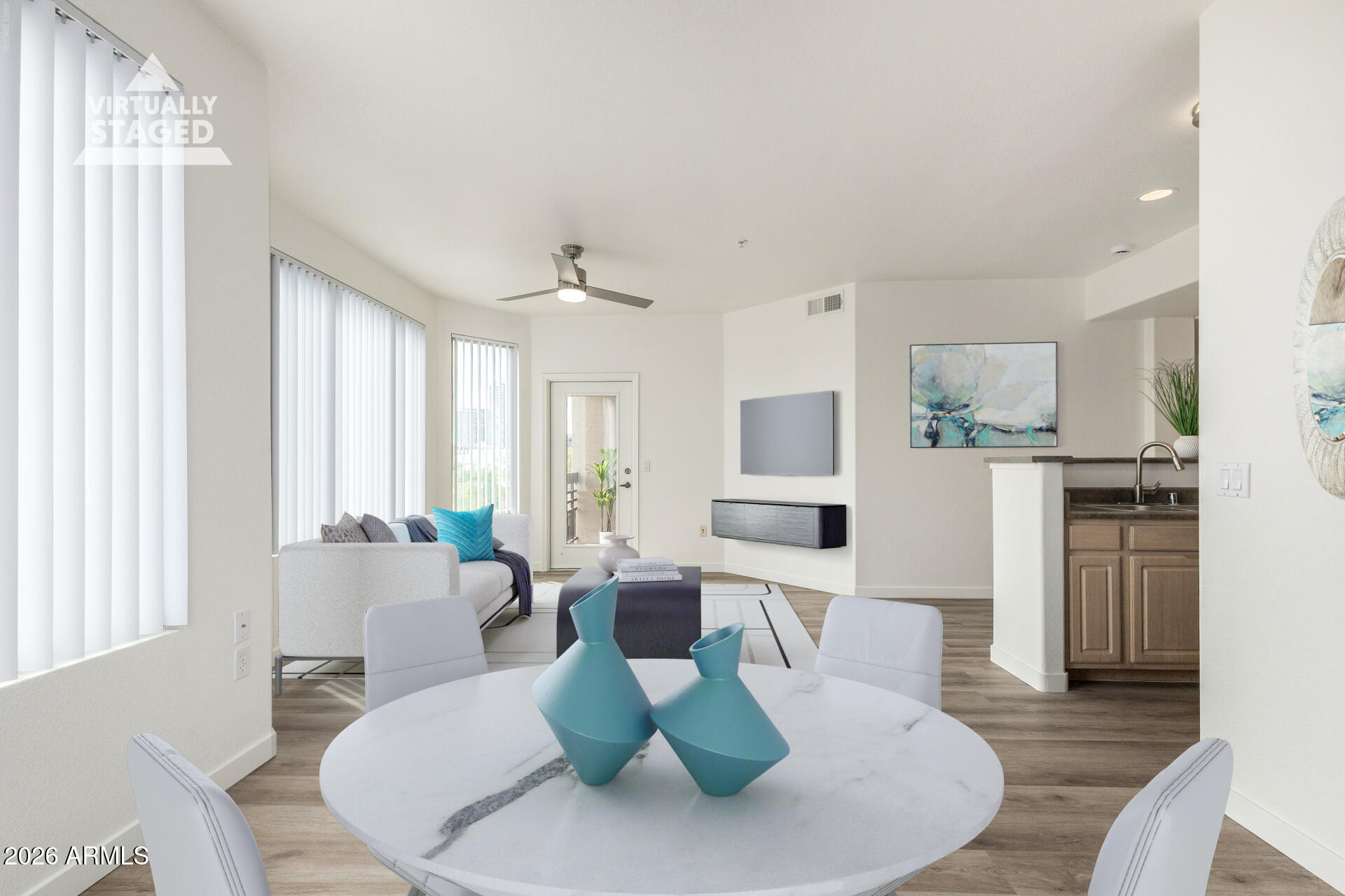 435 W RIO SALADO Parkway 305