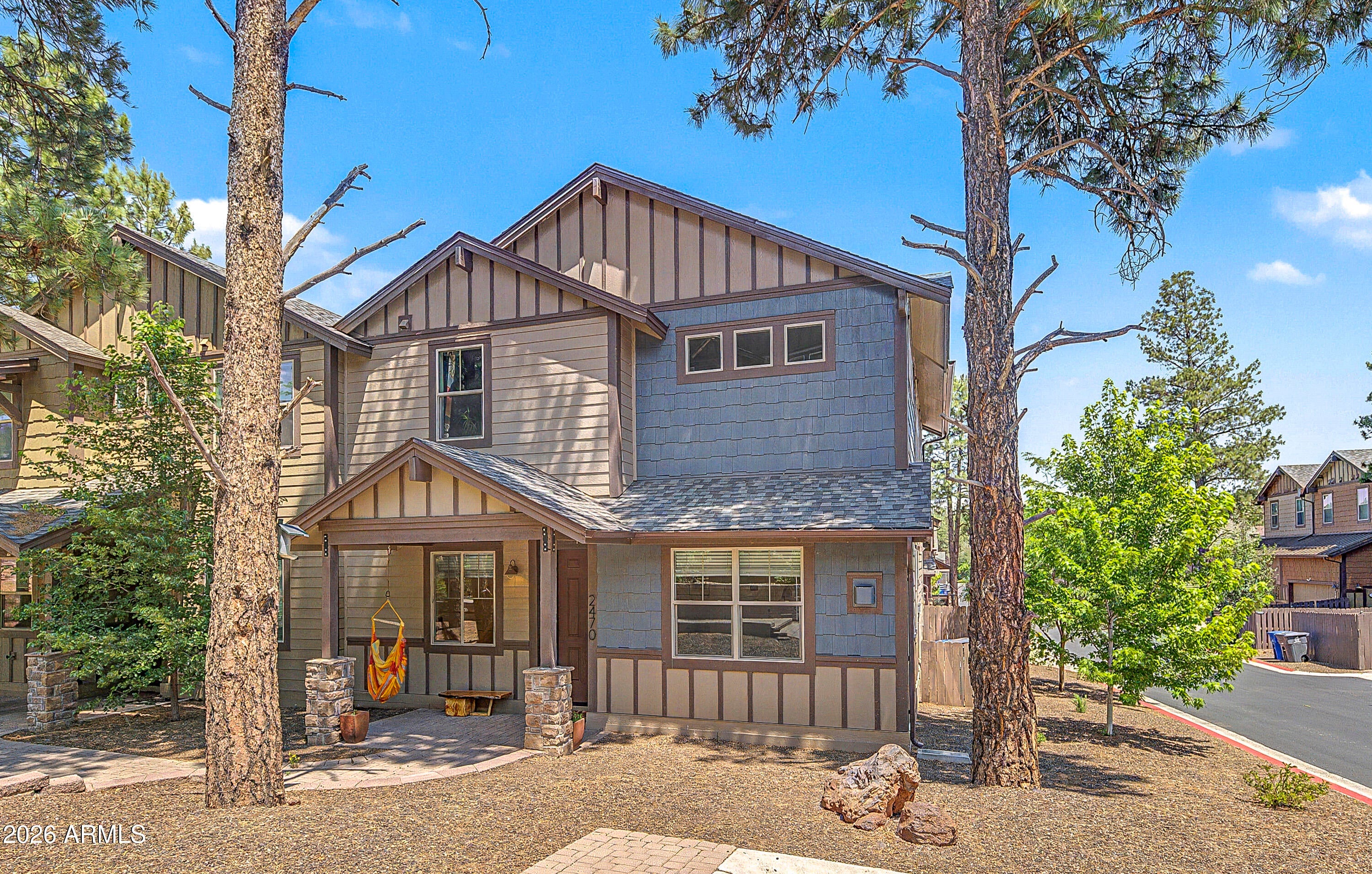 2470 W Clement Circle