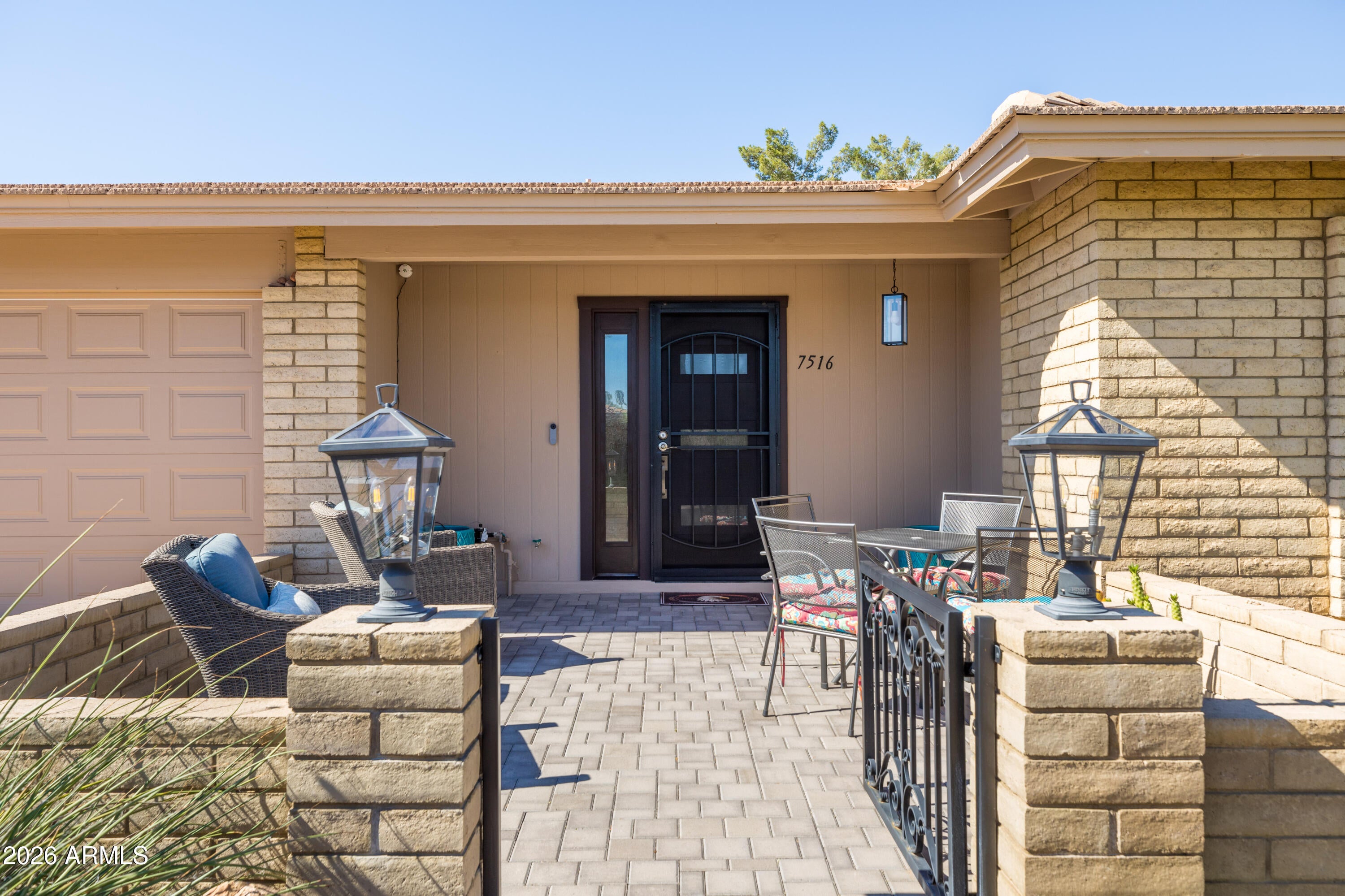 7516 N DEL NORTE Drive