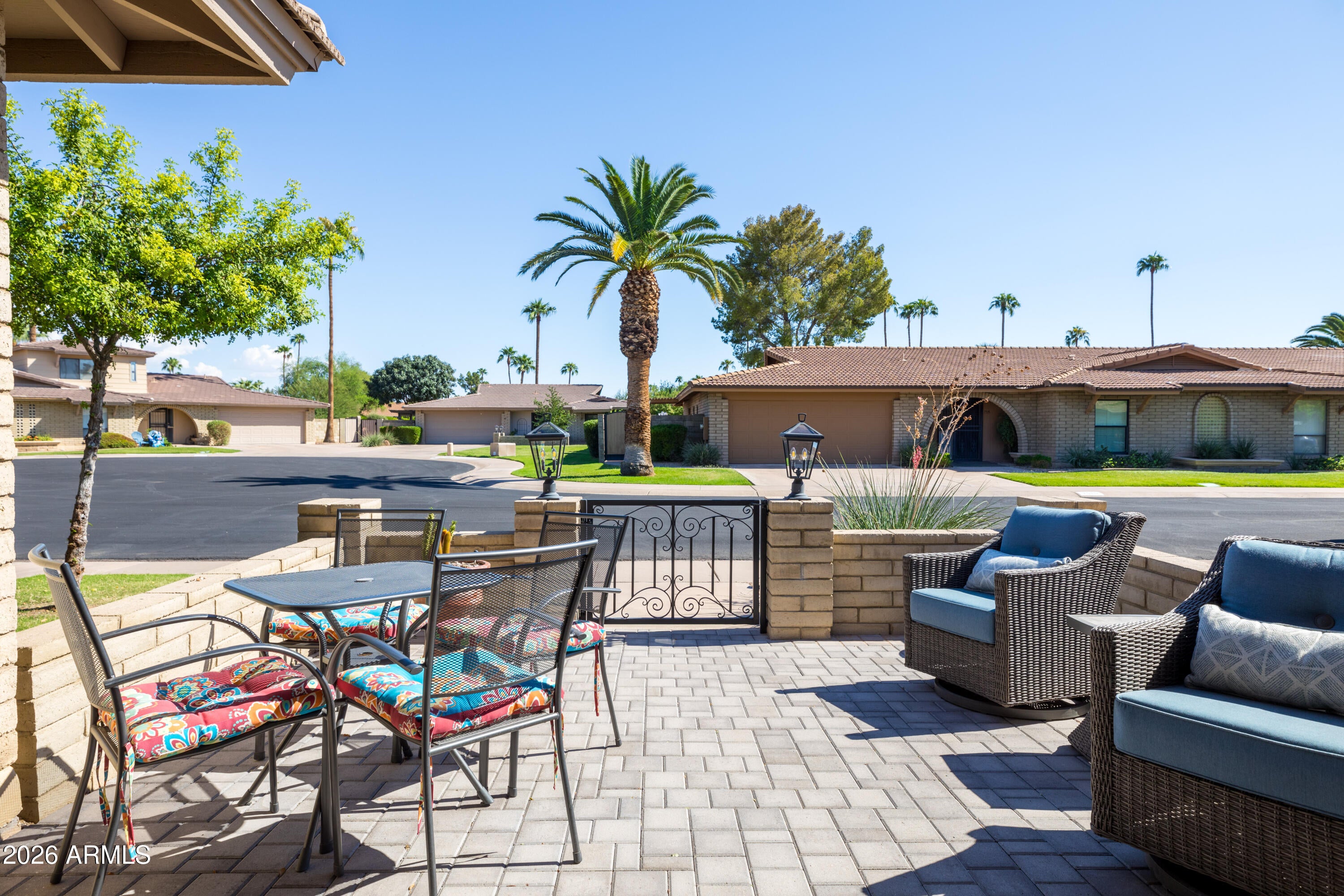 7516 N DEL NORTE Drive