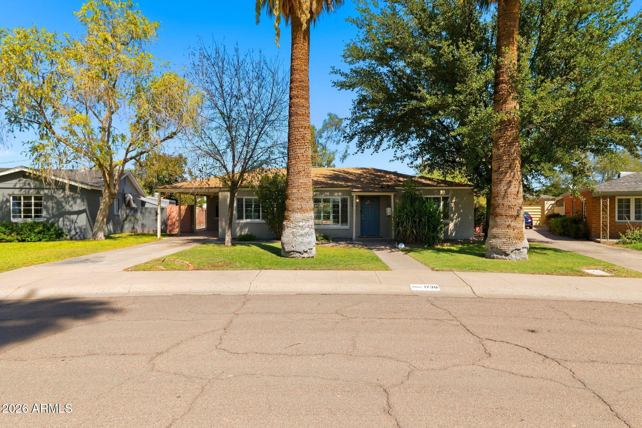 1730 W MULBERRY Drive
