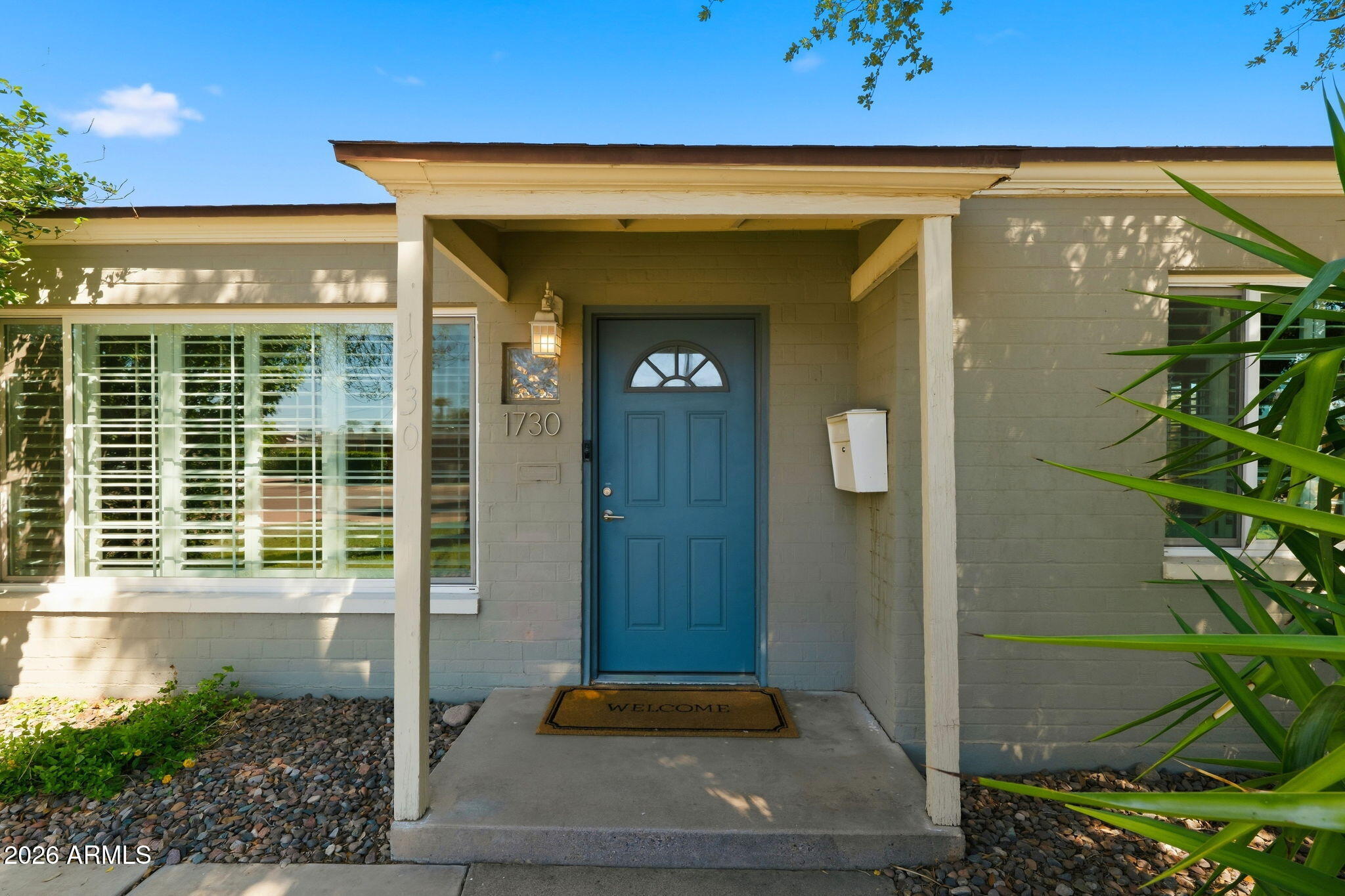 1730 W MULBERRY Drive