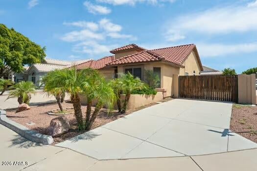 2443 S LENNOX --