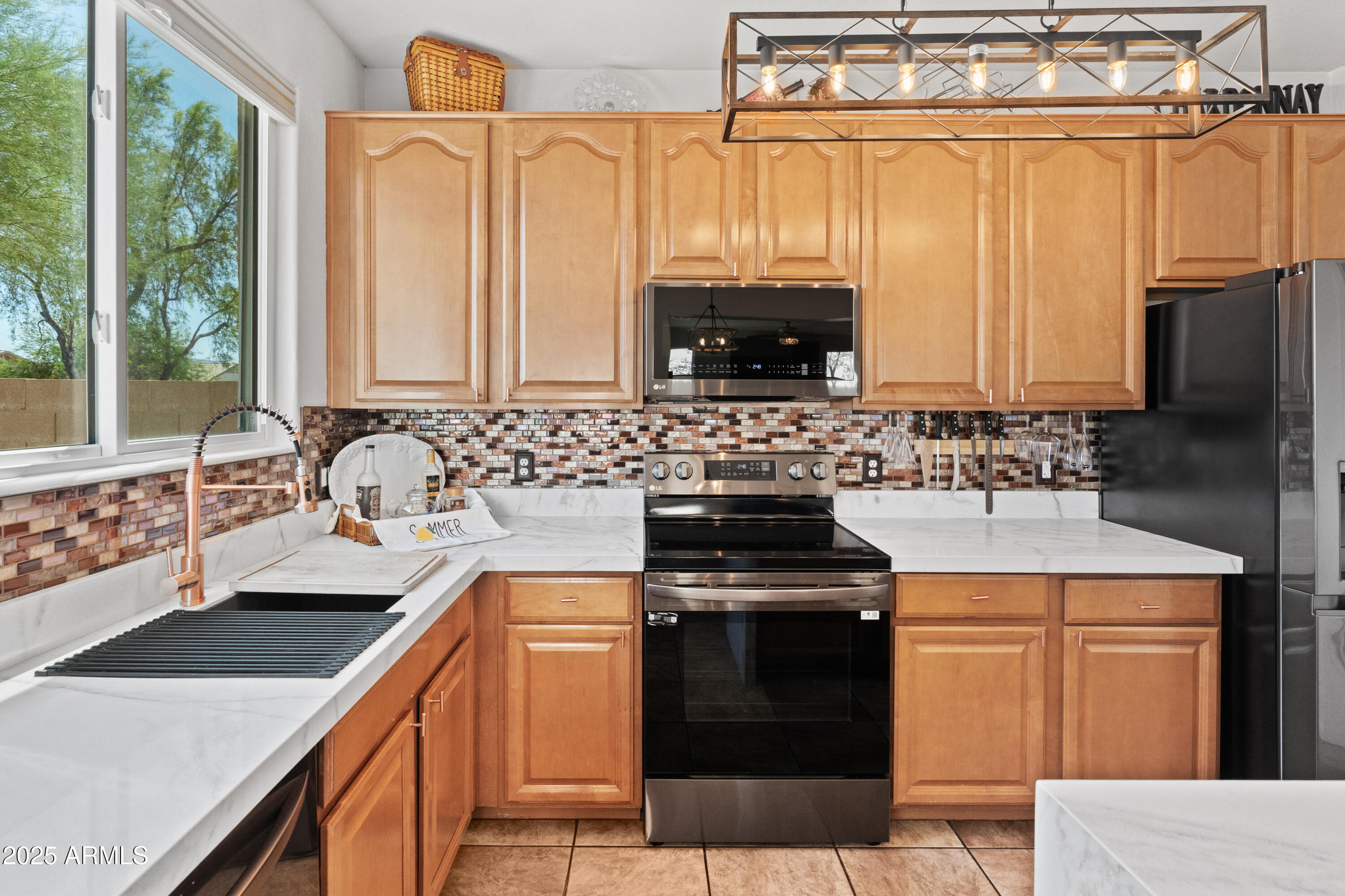 Surprise, Arizona 85388, United States, 4 Bedrooms Bedrooms, ,3 BathroomsBathrooms,Residential,Active,183383