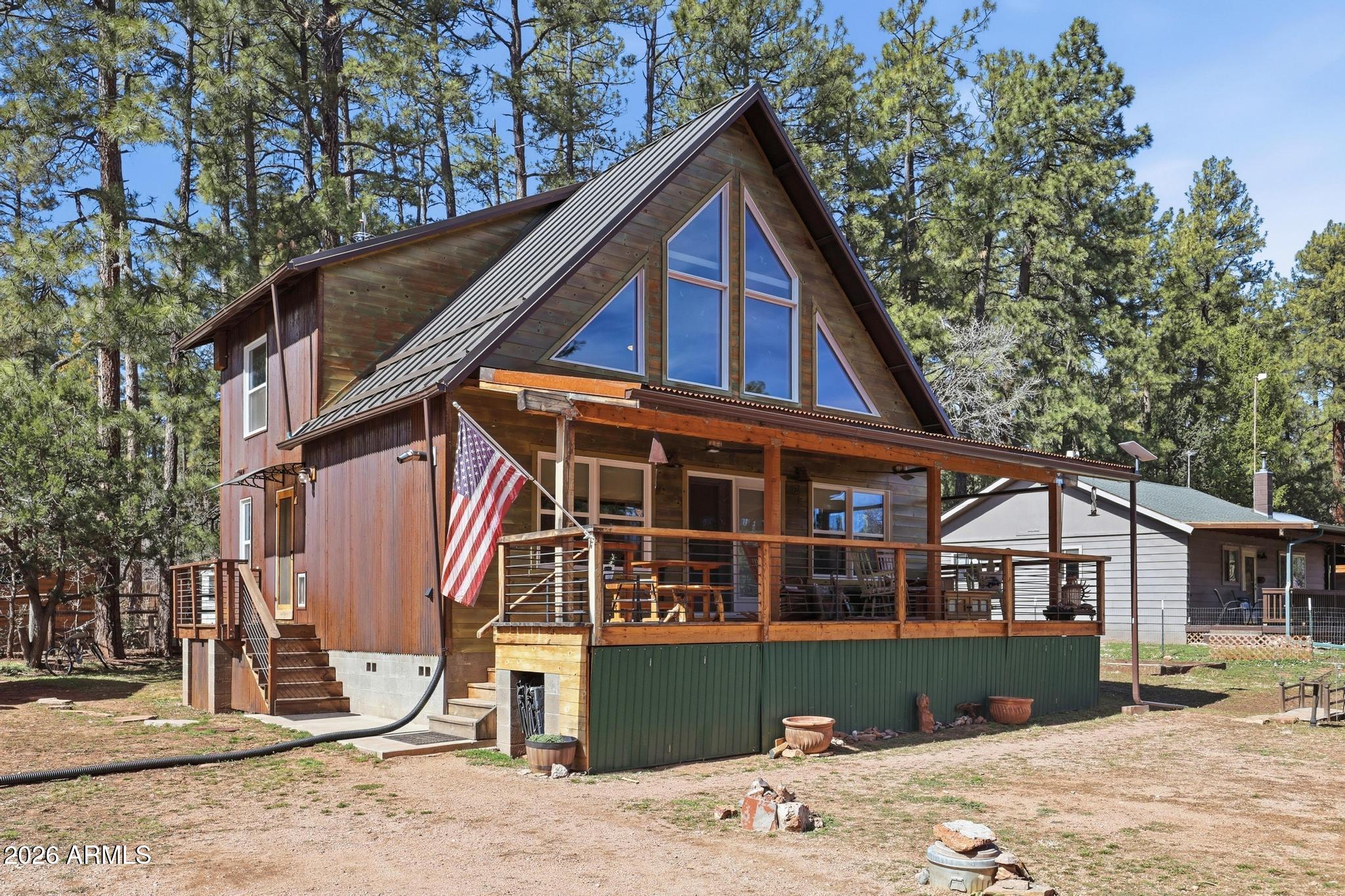 1140 N Mountain View Terrace