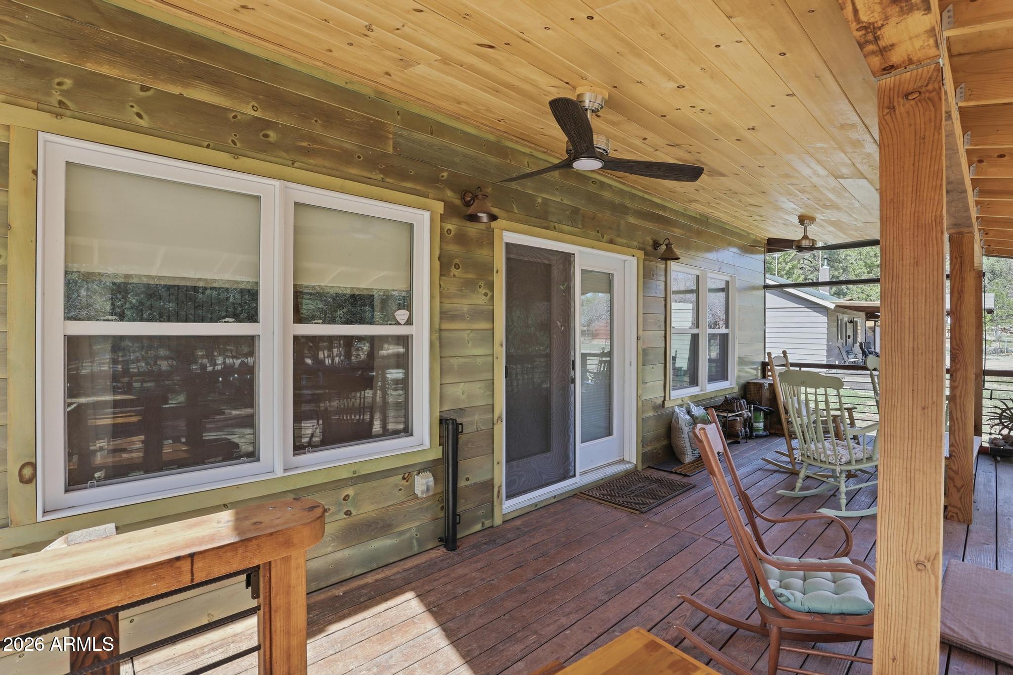 1140 N Mountain View Terrace